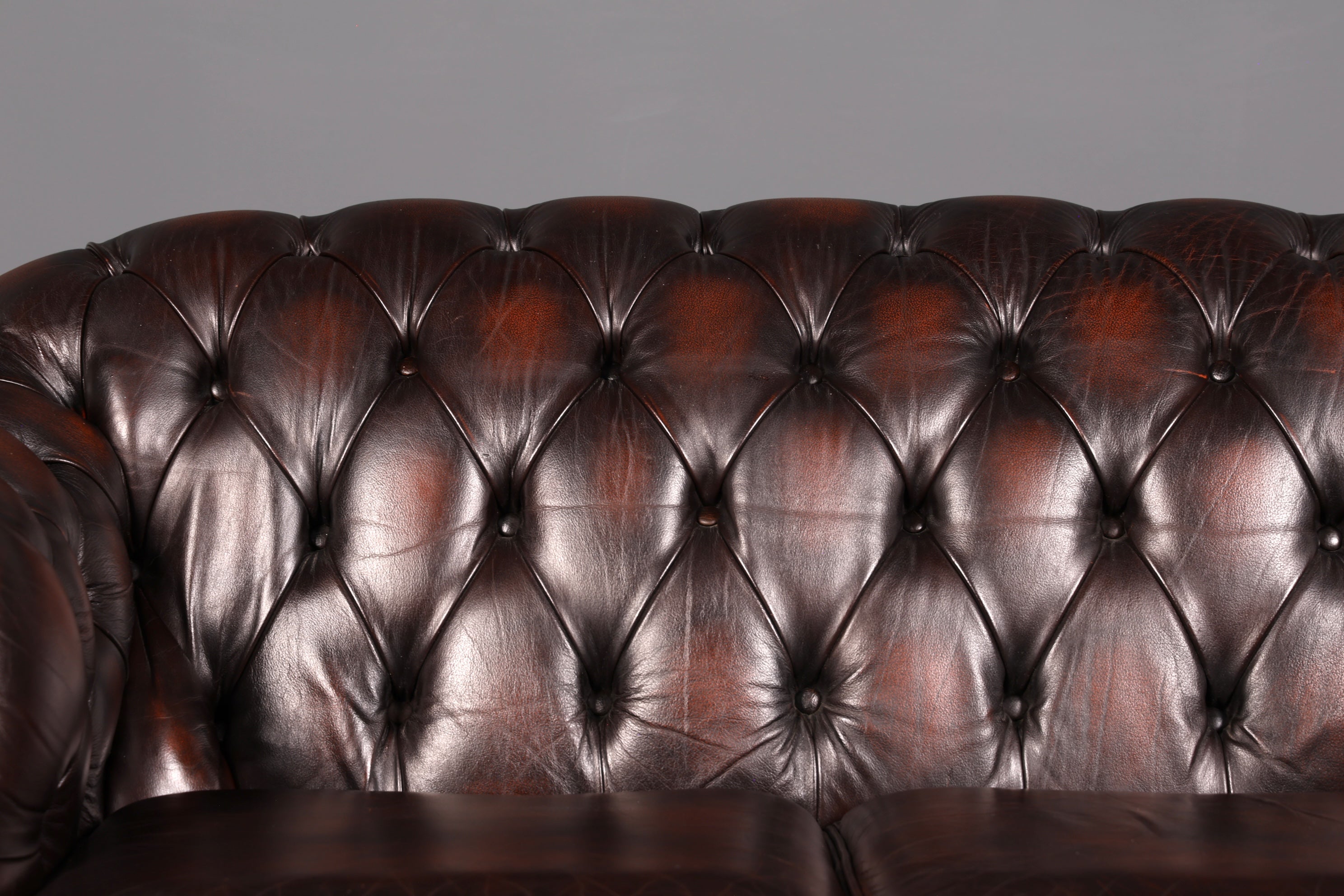 Wunderschöne Original Chesterfield Centurion 2-Sitzer Couch Echt Leder Sofa Englisch UK Antik Vintage
