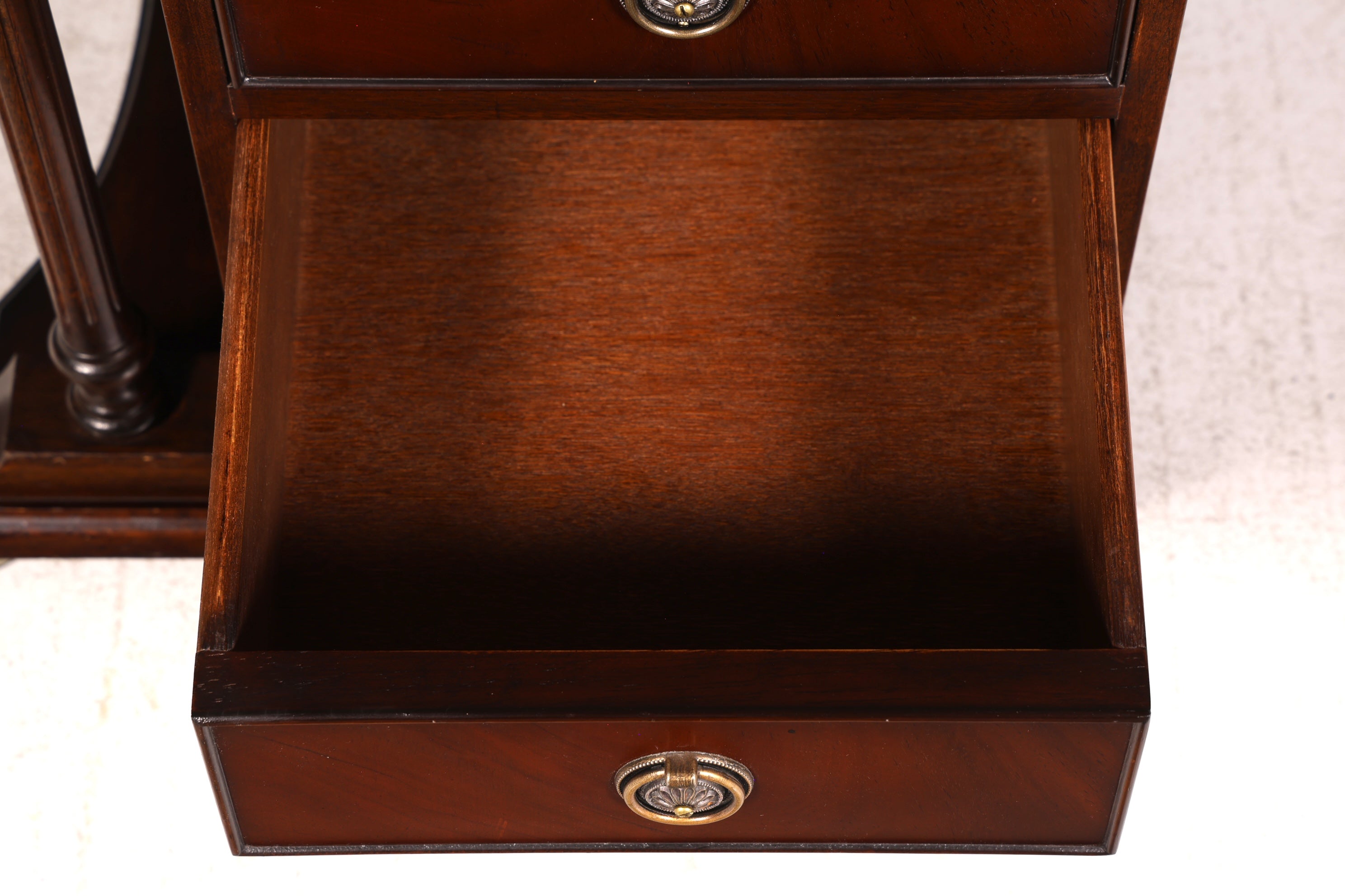 Wunderschöner Englischer Davenport Schreibtisch Desk Sekretär Lederauflage Kommode