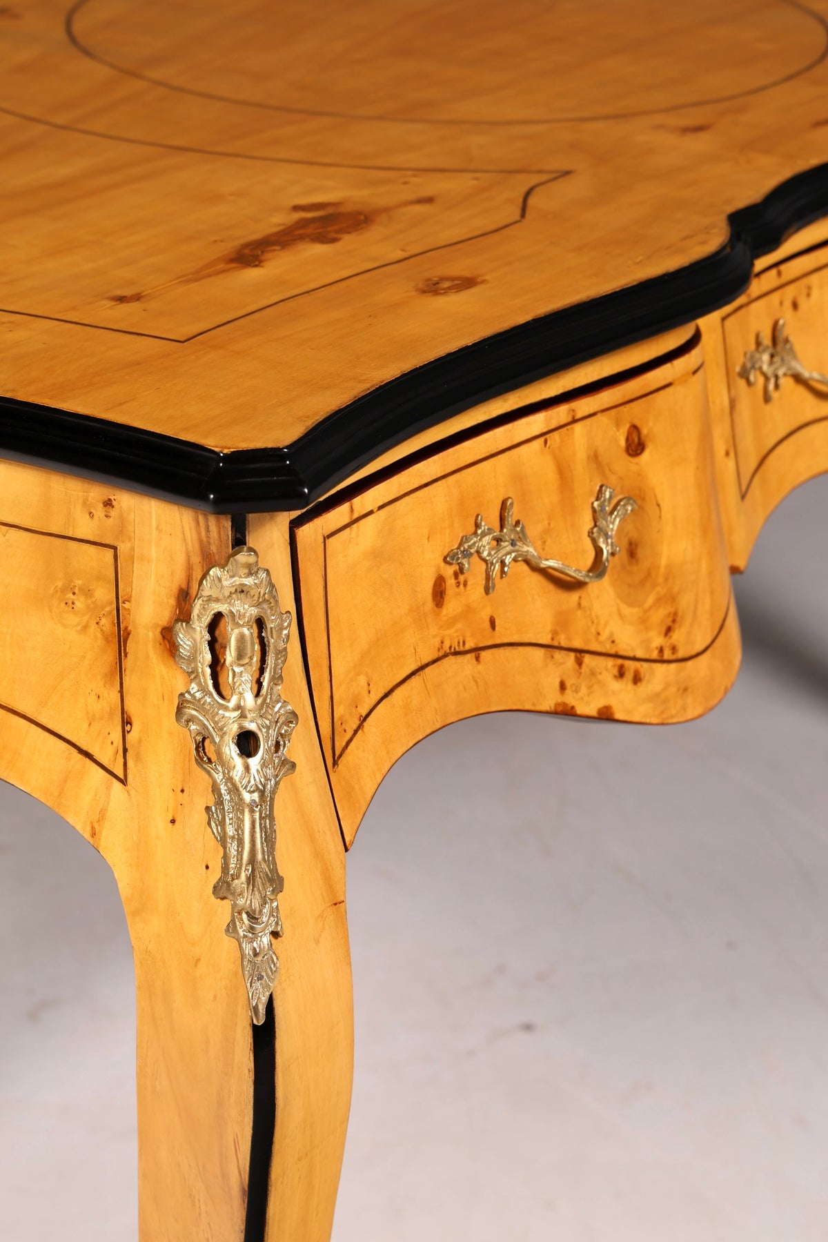 Wunderschöner Louis XV Stil Schreibtisch French Office Desk Antik Stil Bürotisch Massivholz