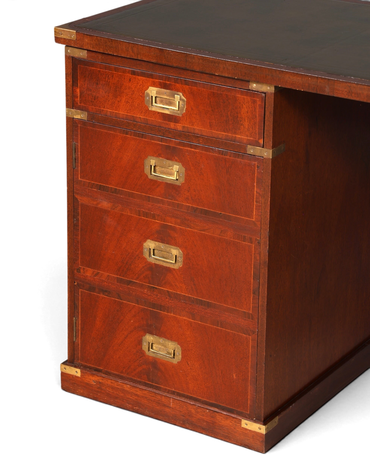 Hauptstadt Möblerei maritimer Schreibtisch im Military Chest Stil aus Holz mit Messingbeschlägen und Lederauflage