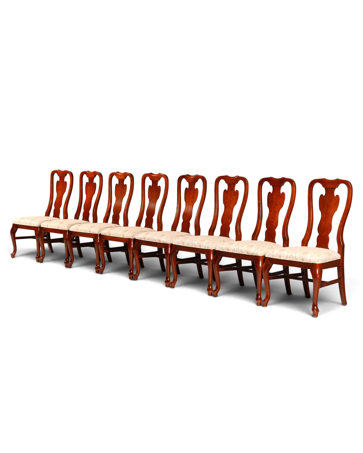 Hauptstadt Möblerei Set aus acht Drexel Heritage Chippendale Stühlen aus Holz mit hellem Stoffbezug