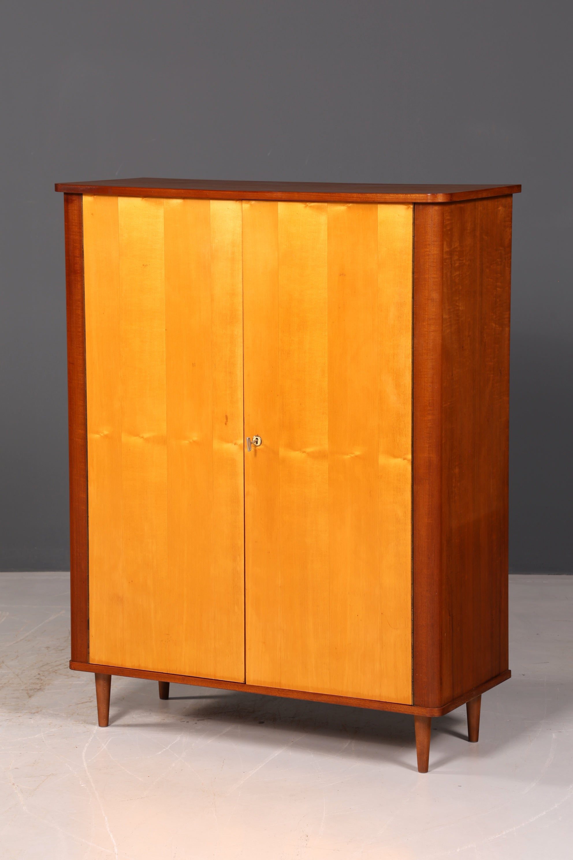 Wunderschöner Mid Century Schrank 60er Jahre Wäscheschrank Aktenschrank Kommode Vertiko Highboard Vintage