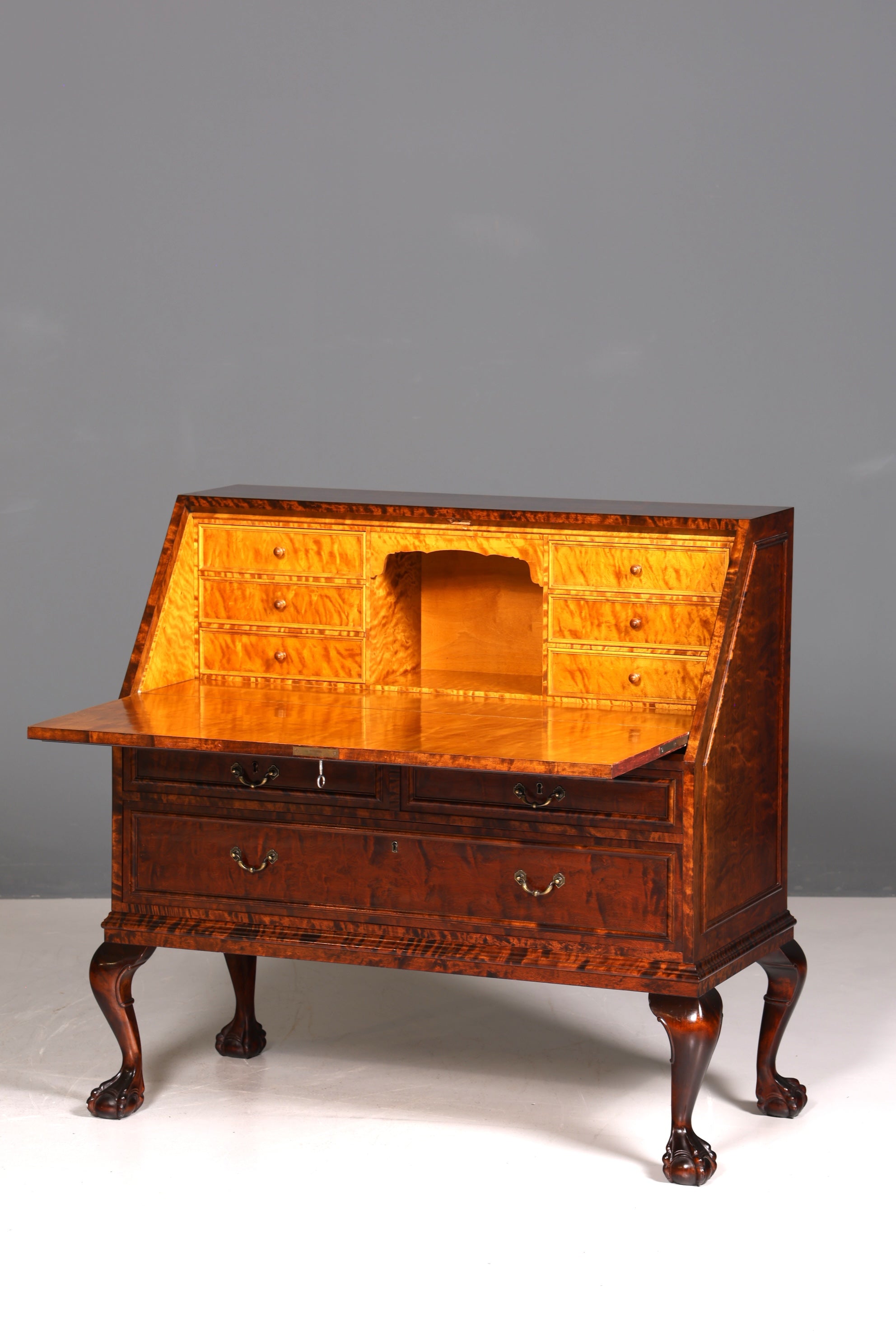 Secrétaire élégant datant des années 1930, commode de bureau en bois massif, bureau, secrétaire de bureau