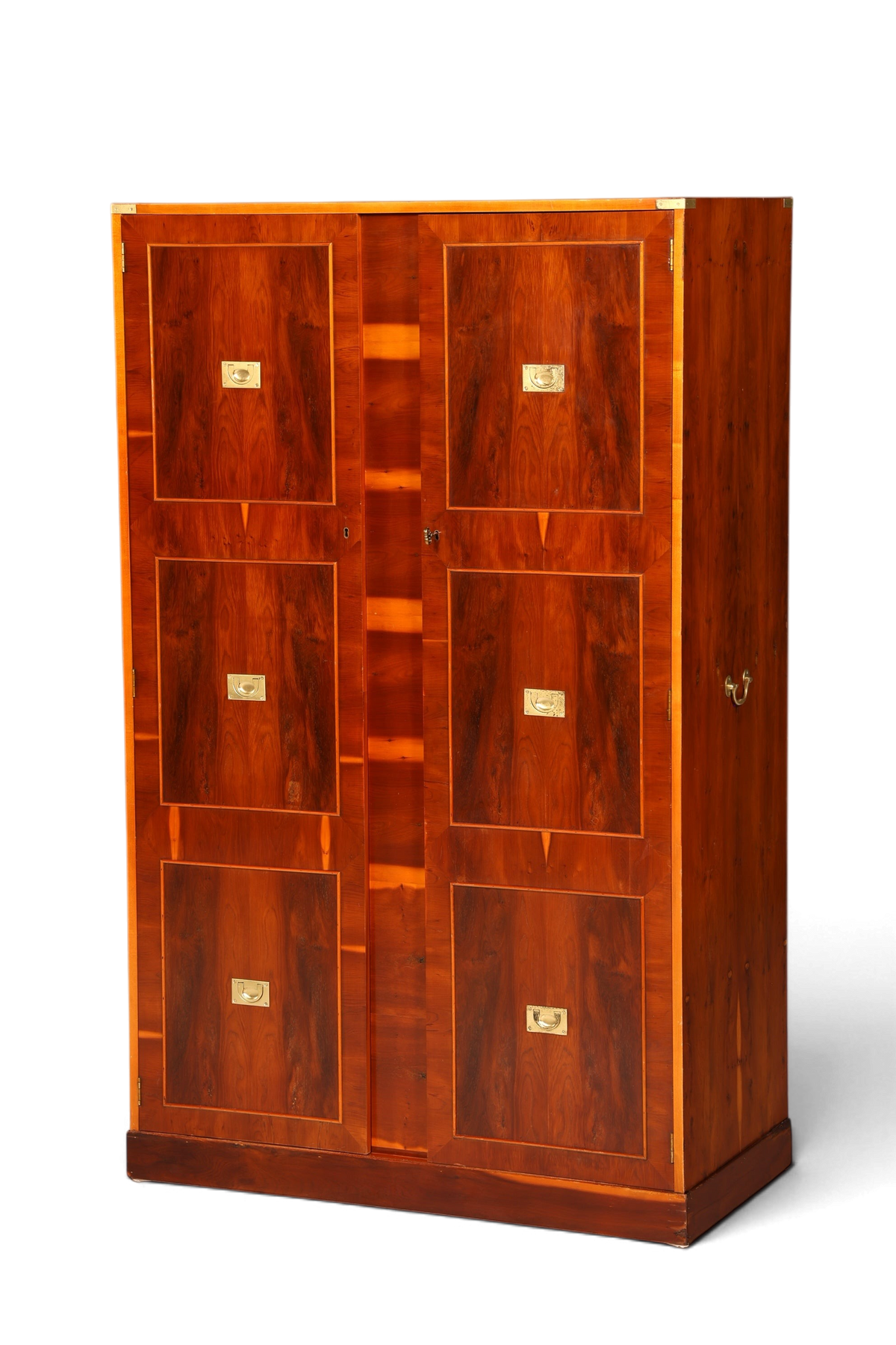 Hauptstadt Möblerei maritimer Military-Chest-Schrank aus Eibenholz mit versenkten Messinggriffen und zwei Türen