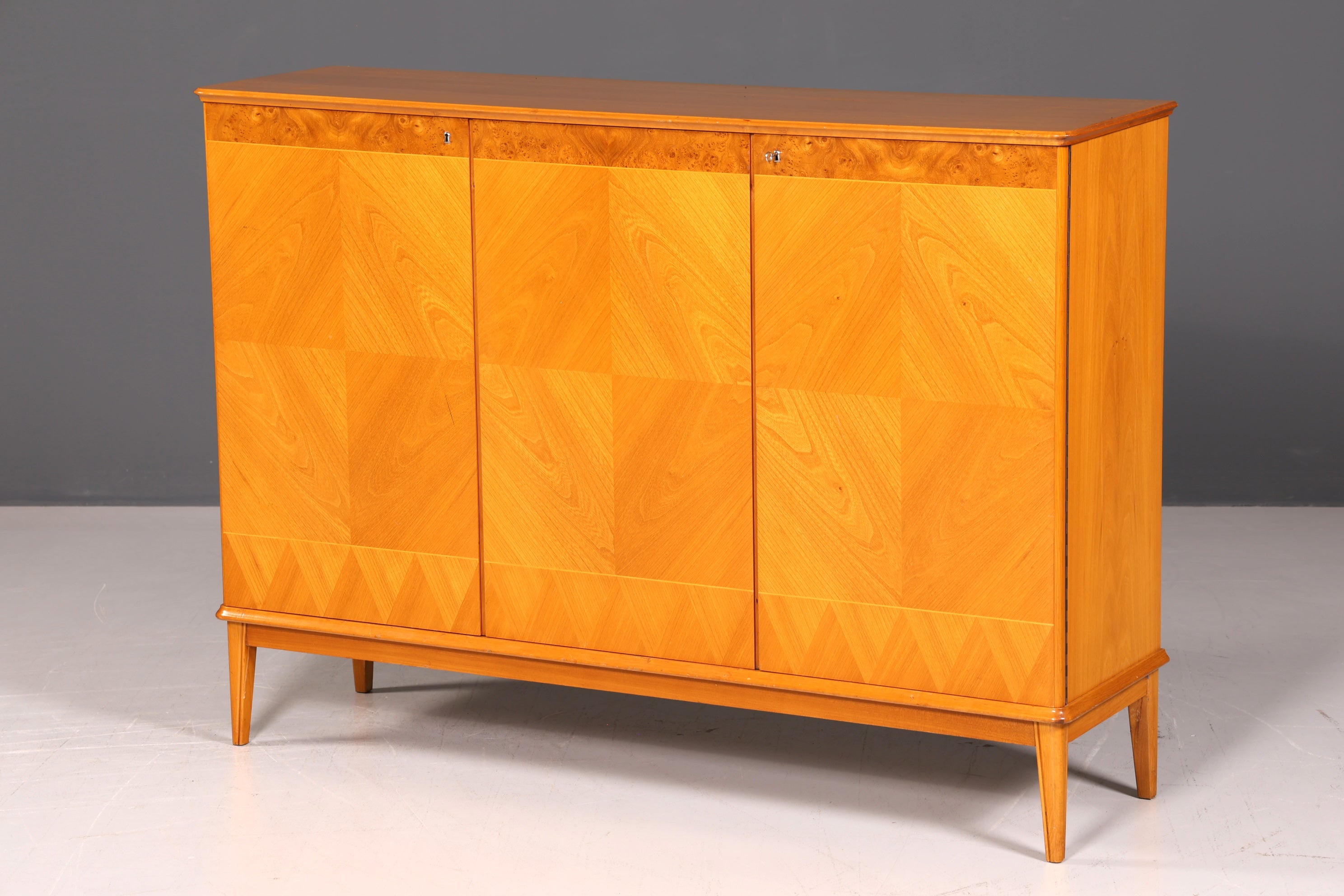 Traumhafter Mid Century Highboard Retro Vitrine 60er Jahre Schrank Kommode Vintage Designklassiker