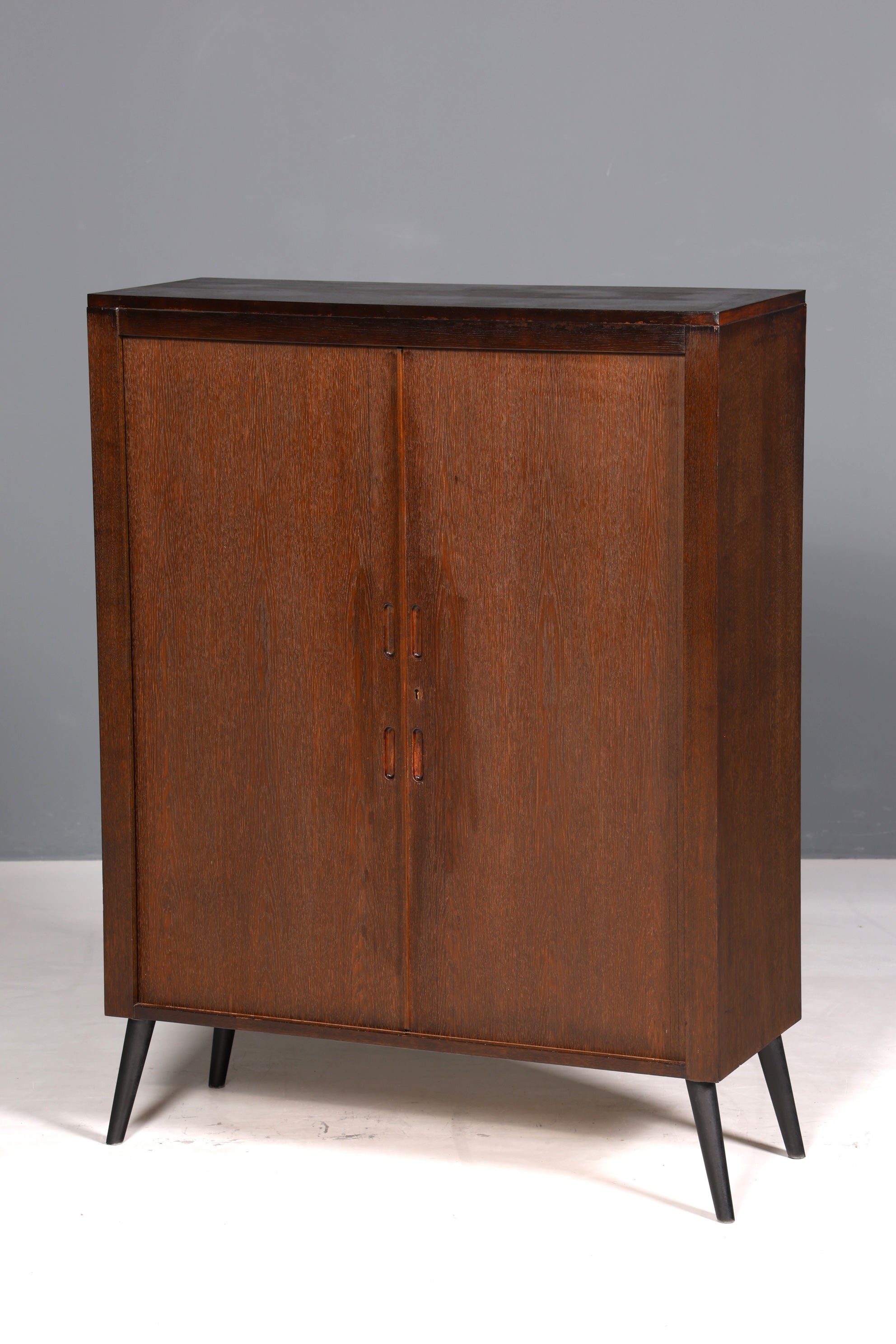 F706 Finition Magnifique meuble de style Mid-Century des années 1960, armoire à linge, classeur, commode (Copie)