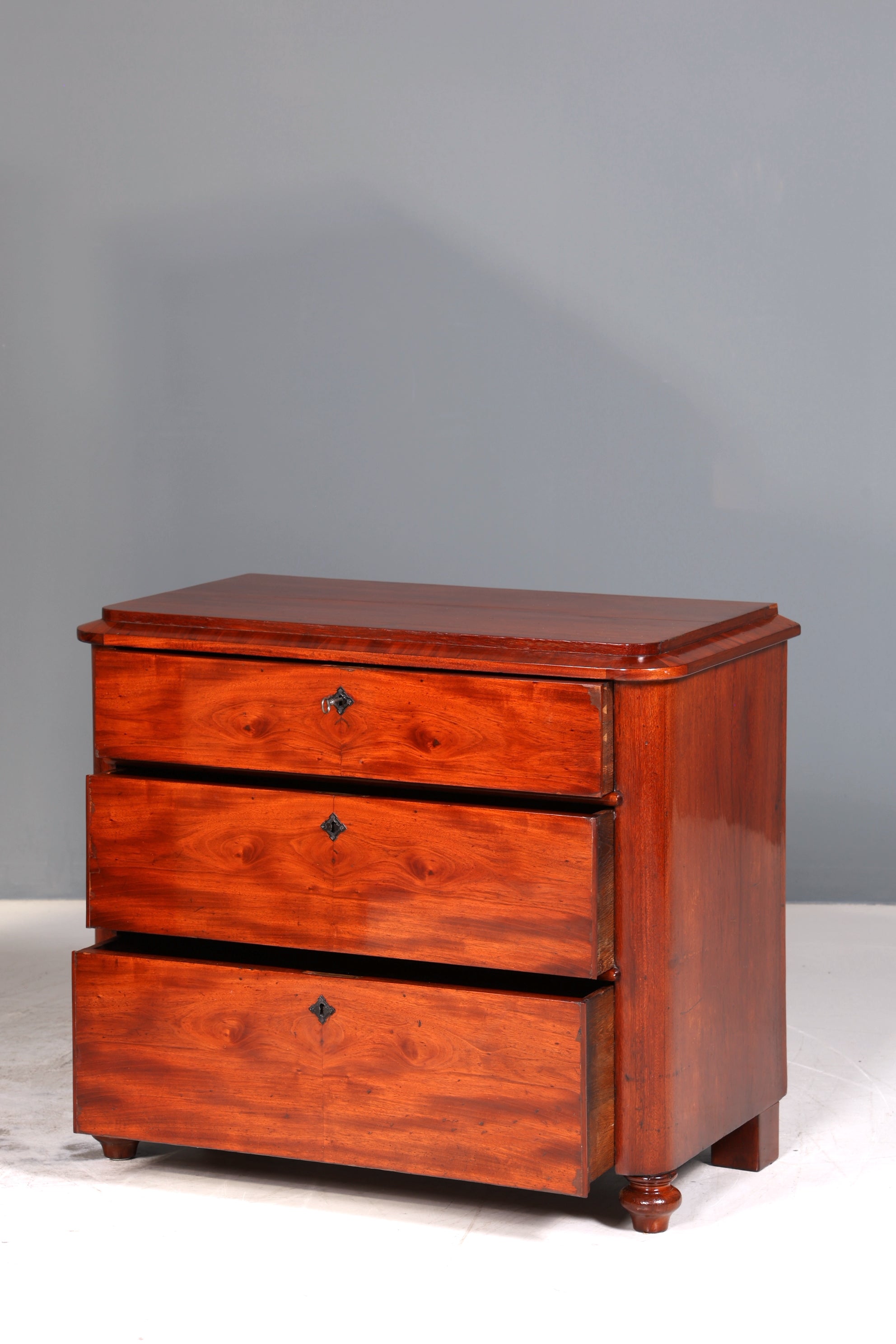 Edle Louis Philippe Kommode Biedermeier Schubladenkommode um 1890