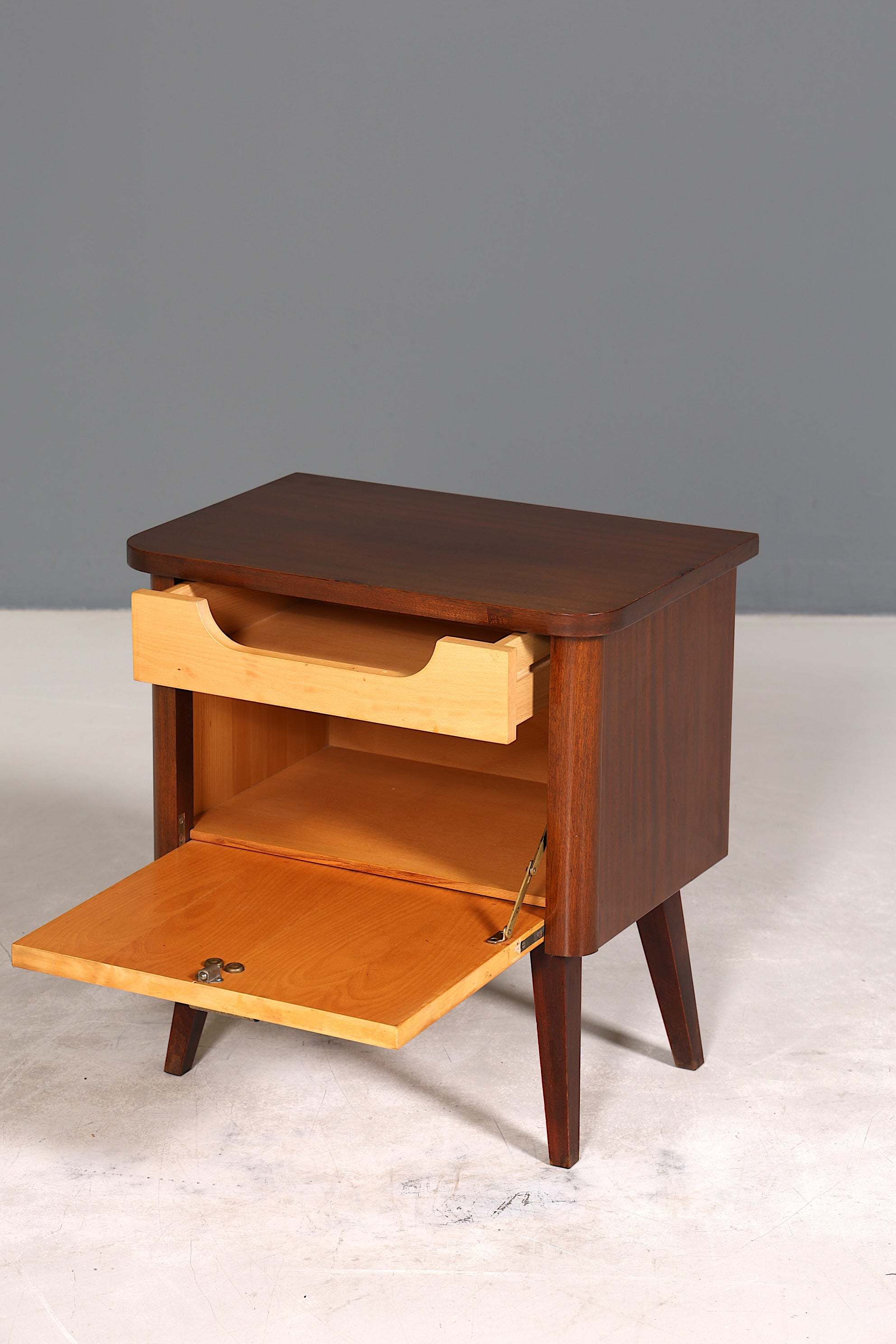 Wunderschöne Mid Century Kommode Vintage Klappschränkchen Retro Nachttisch 1 von 2