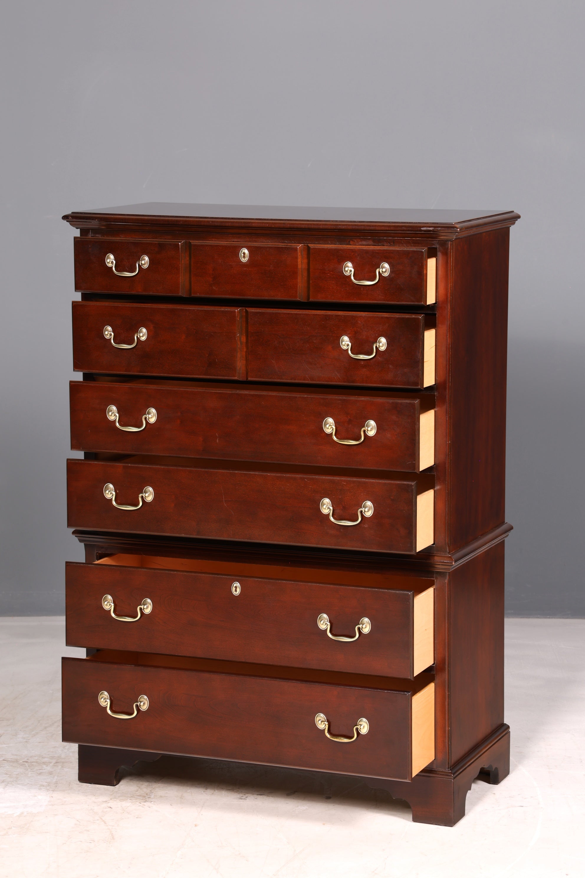 Commode haute Drexel Heritage Vertiko, style antique, meuble américain à tiroirs, chiffonnier, commode à linge