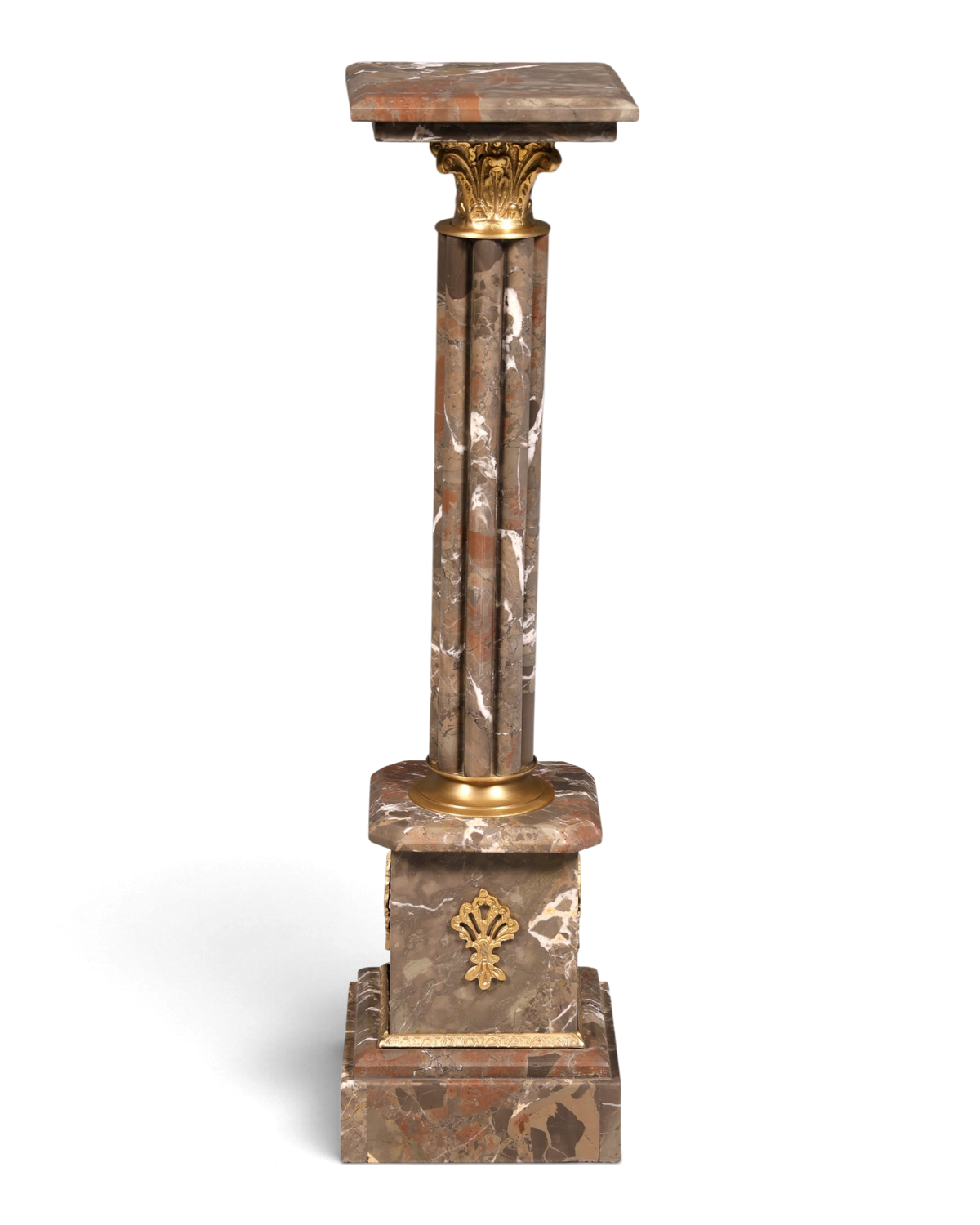 Hauptstadt Möblerei Marmorsäule mit goldenen Verzierungen und quadratischer Ablagefläche im antiken Stil