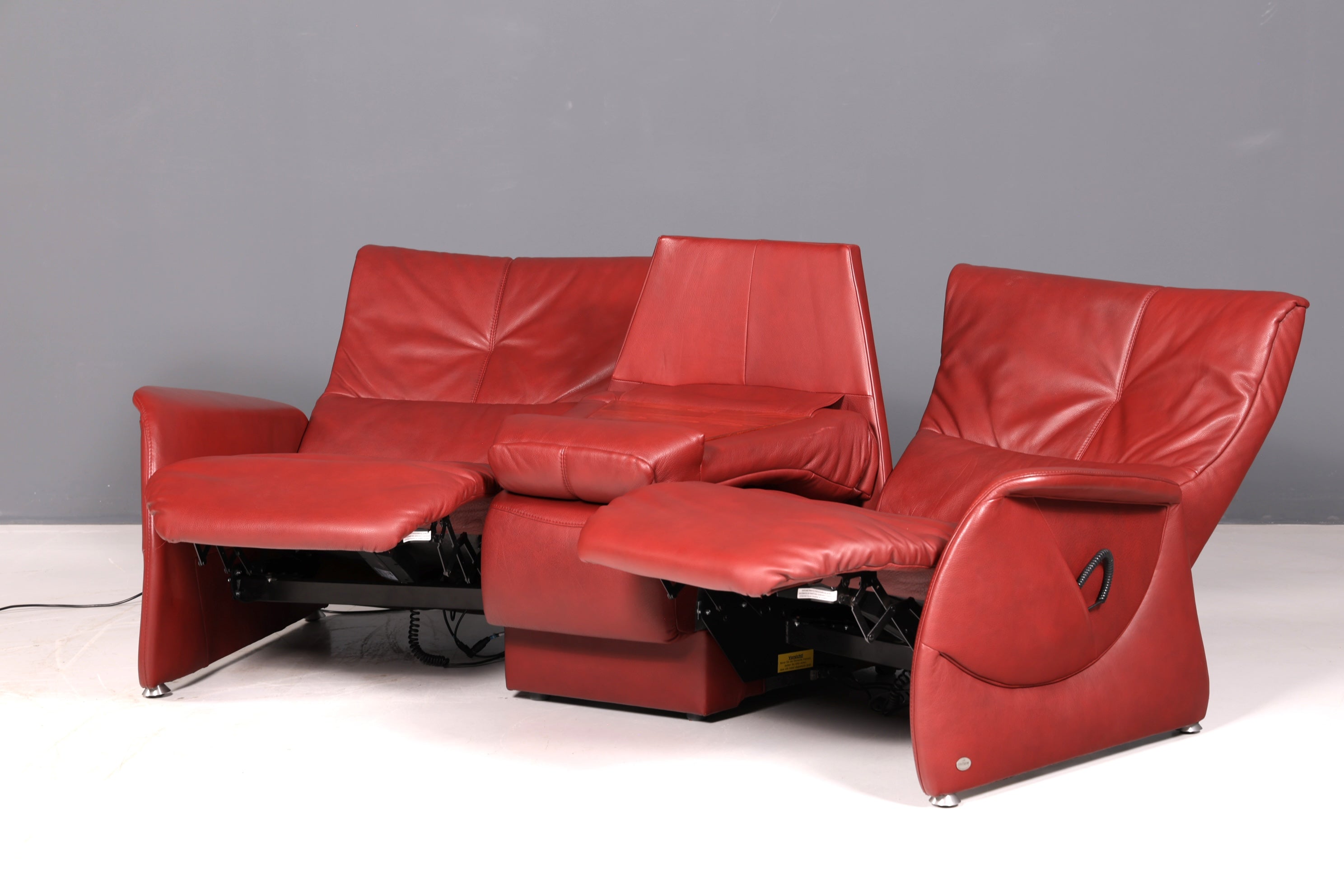 Edles Himolla Ledersofa Trapez 3-Sitzer Echt Leder Rot Relaxsofa Couch Sofa elektrisch verstellbar Vintage