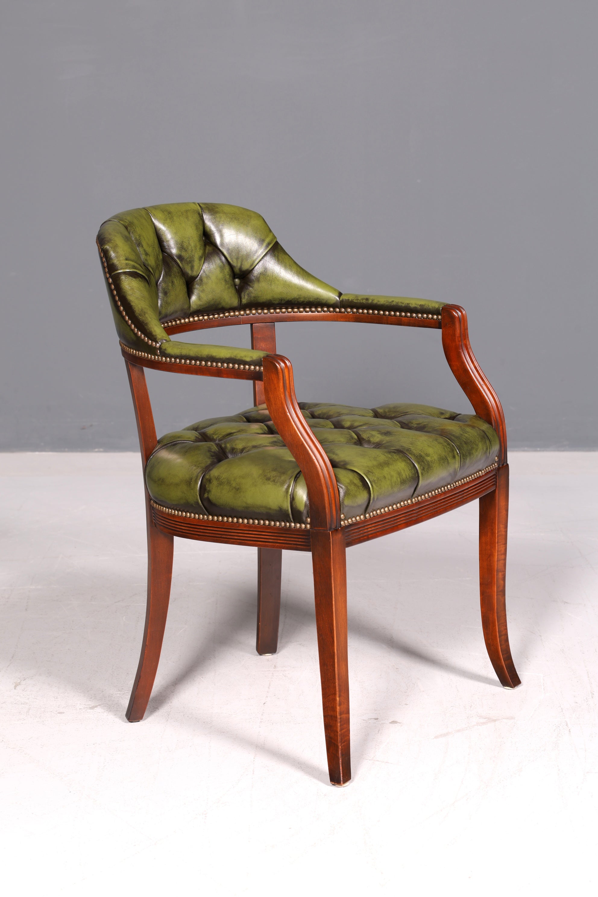 Stilvoller Chesterfield Stuhl Englischer Armlehnstuhl Echt Leder Bürostuhl Sekretär Antik Vintage