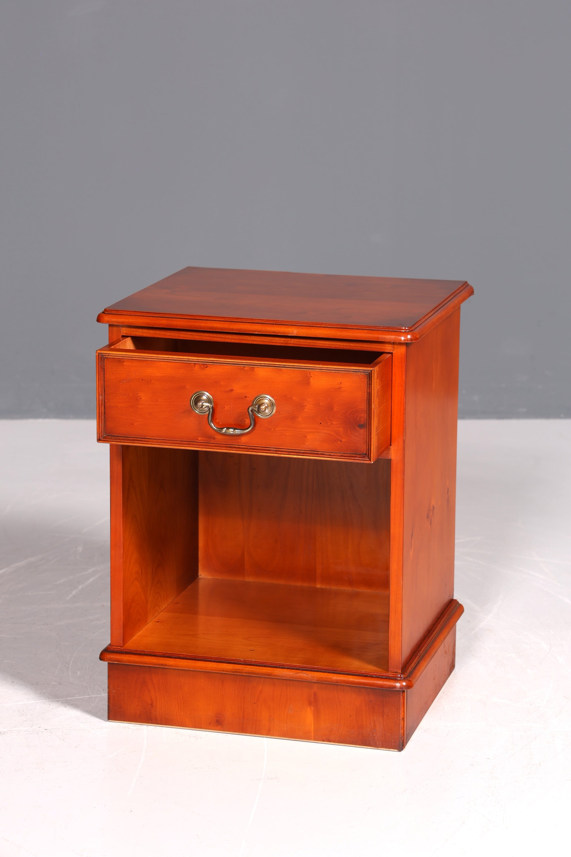 Magnifique commode anglaise en bois d&