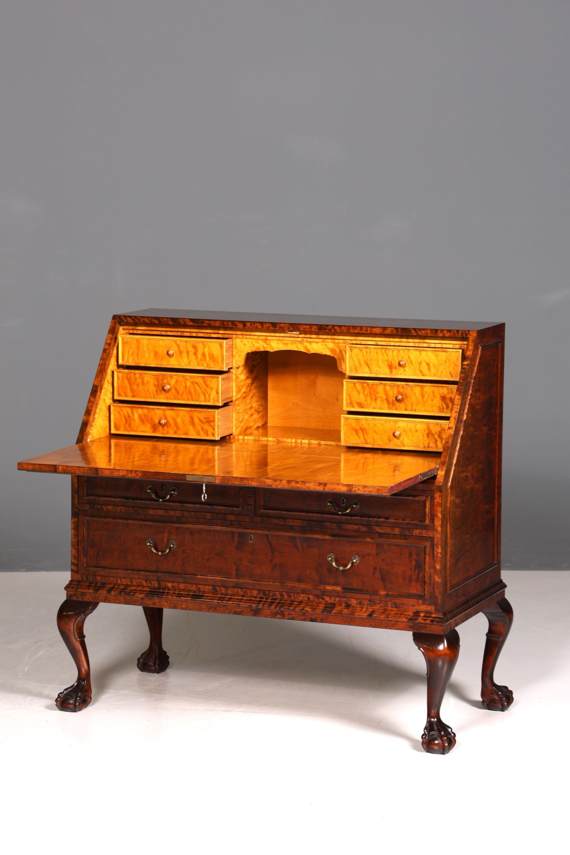 Secrétaire élégant datant des années 1930, commode de bureau en bois massif, bureau, secrétaire de bureau