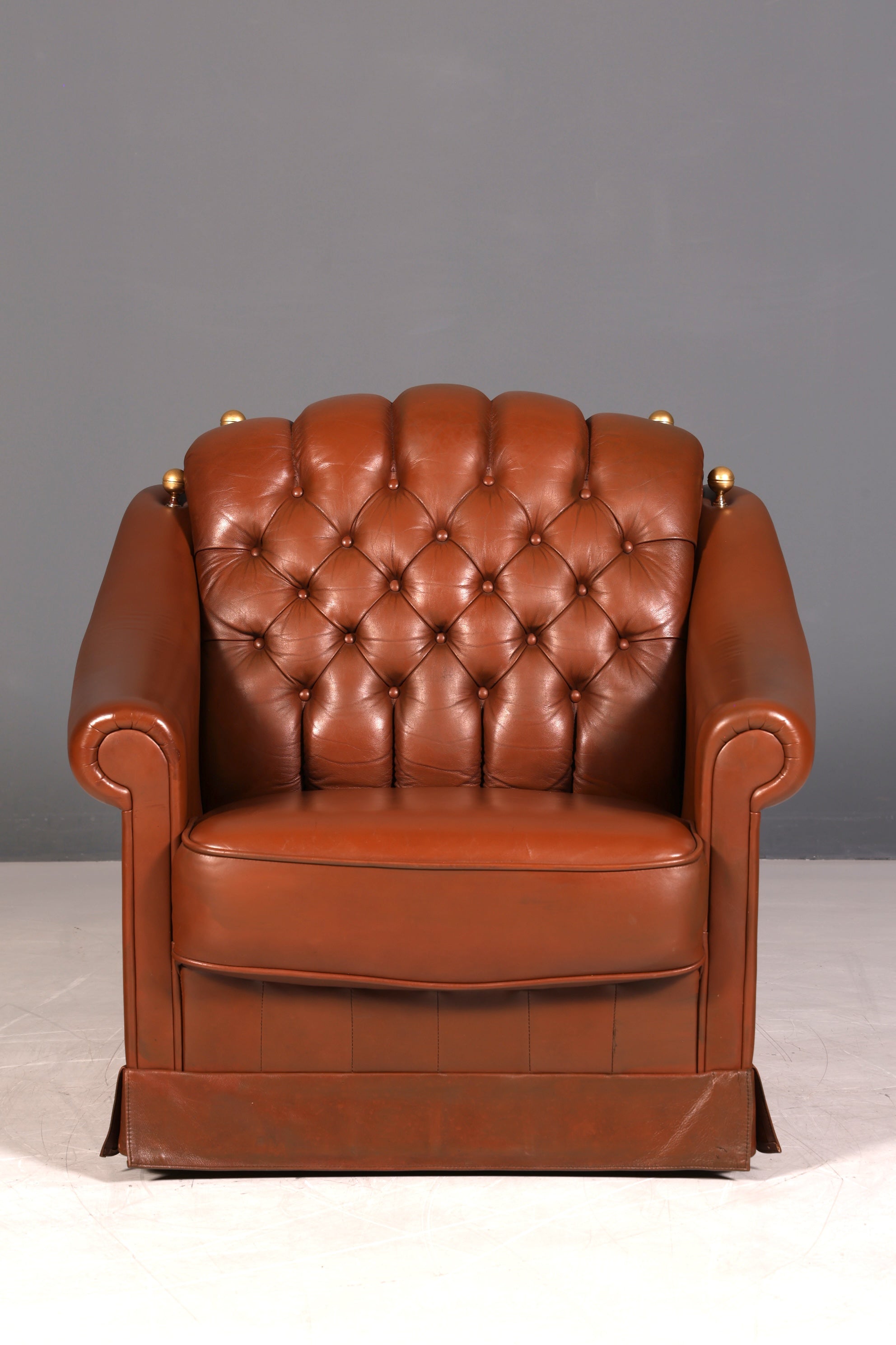 Stilvoller Original Chesterfield Sessel Englischer Armlehnsessel Englisch Herrensessel 2 von 2