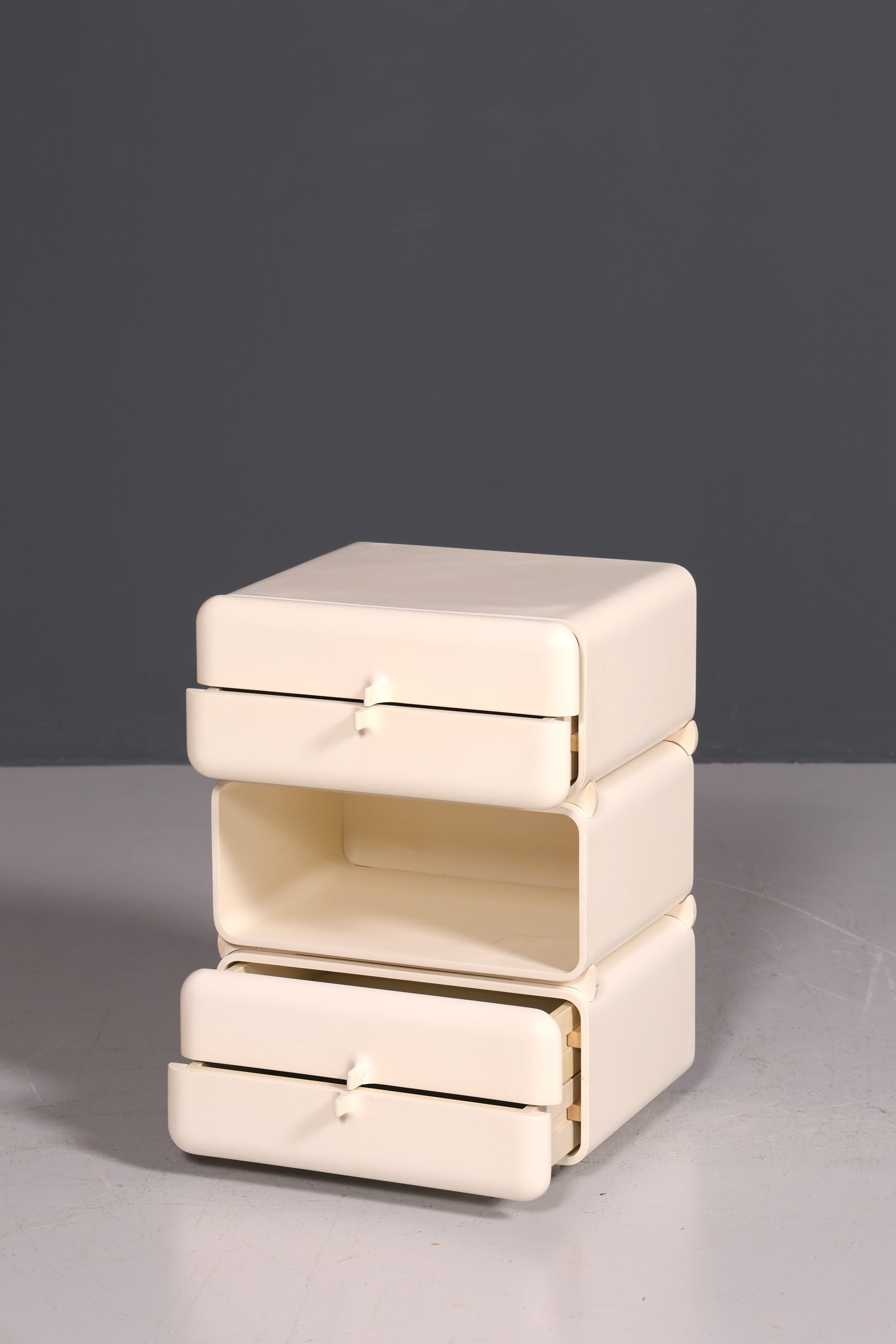 Commode rare du milieu du XXe siècle, table de chevet modulaire au design futuriste, commode vintage française, 1 sur 5