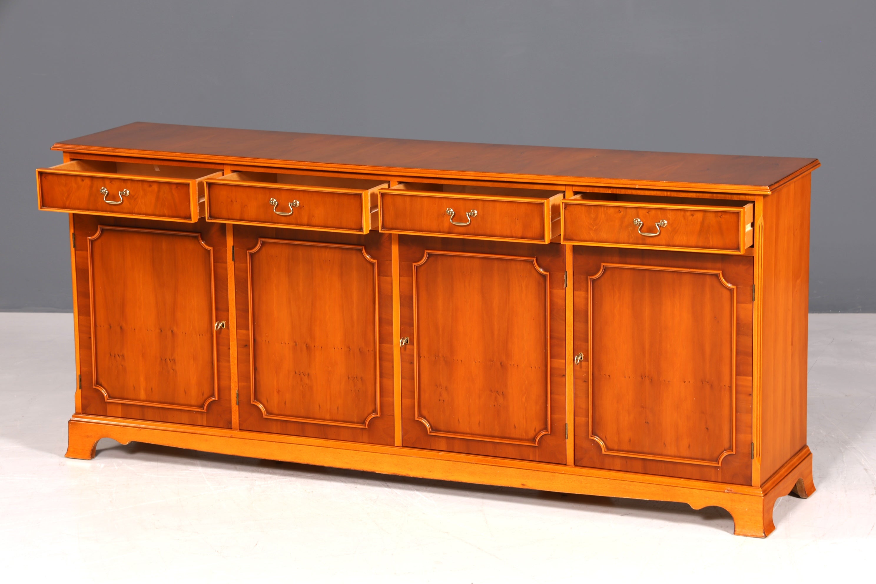 F991 Finish cm Wunderschönes Englisches Sideboard Eibe Schrank Antik Stil Buffetschrank Kommode