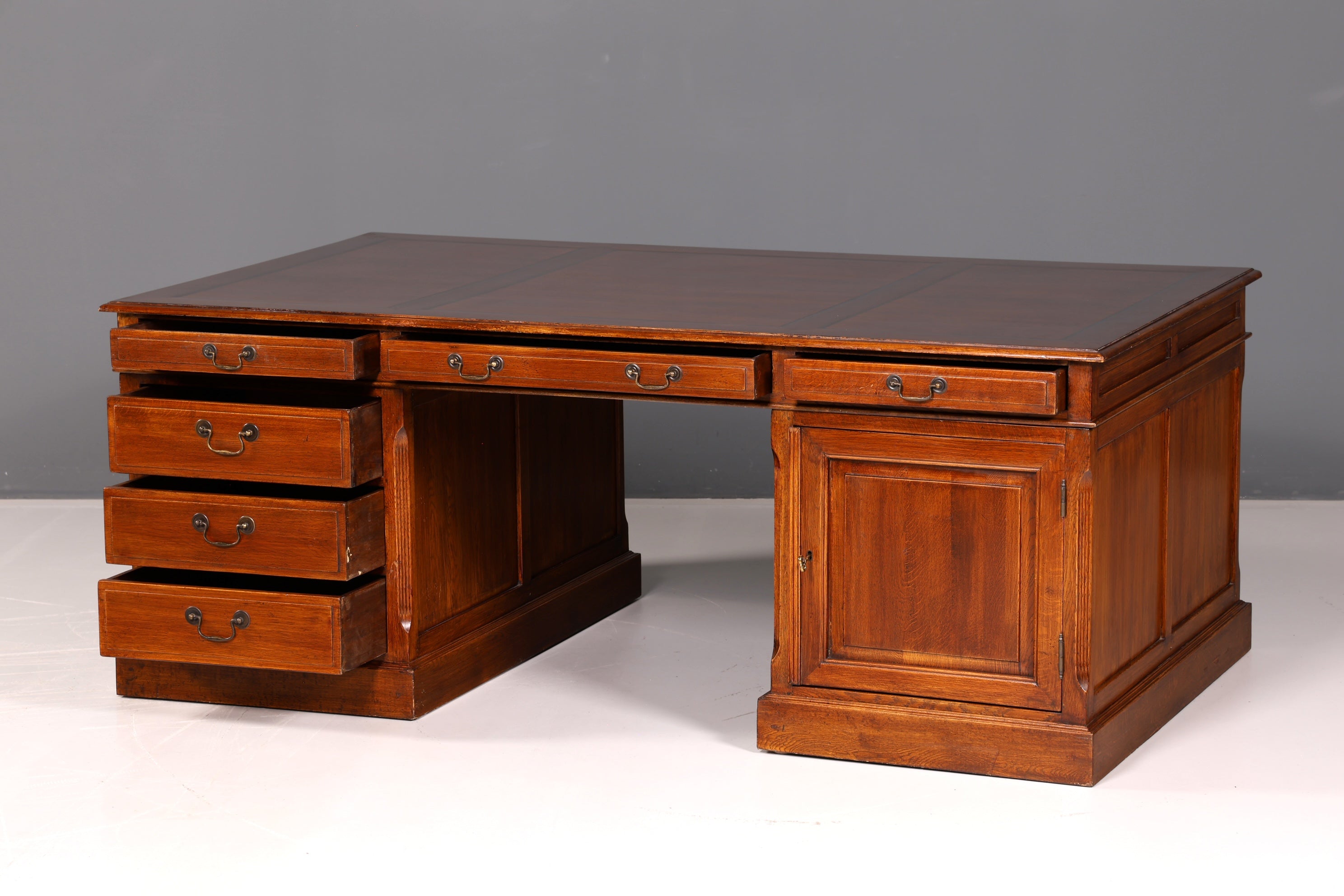 Beeindruckender Englischer XXL Schreibtisch Bürotisch Office Desk Partnerdesk Antik Massivholz Vintage