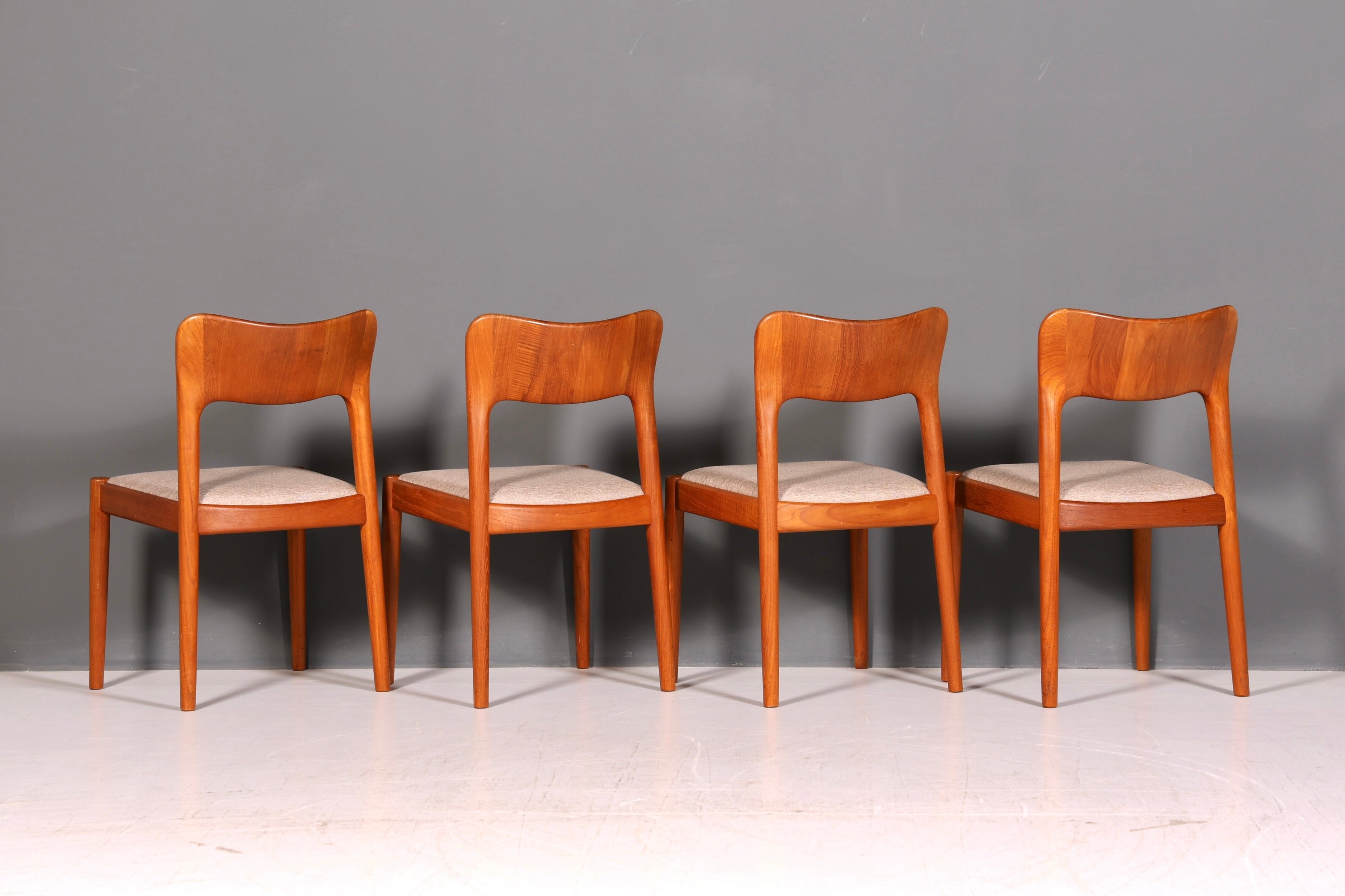 4x Edle Mid Century Stühle der Marke Niels Koefoed Koefoeds Hornslet Modell 177 Teak Stuhlset Danish Design Esszimmerstühle Küchenstühle