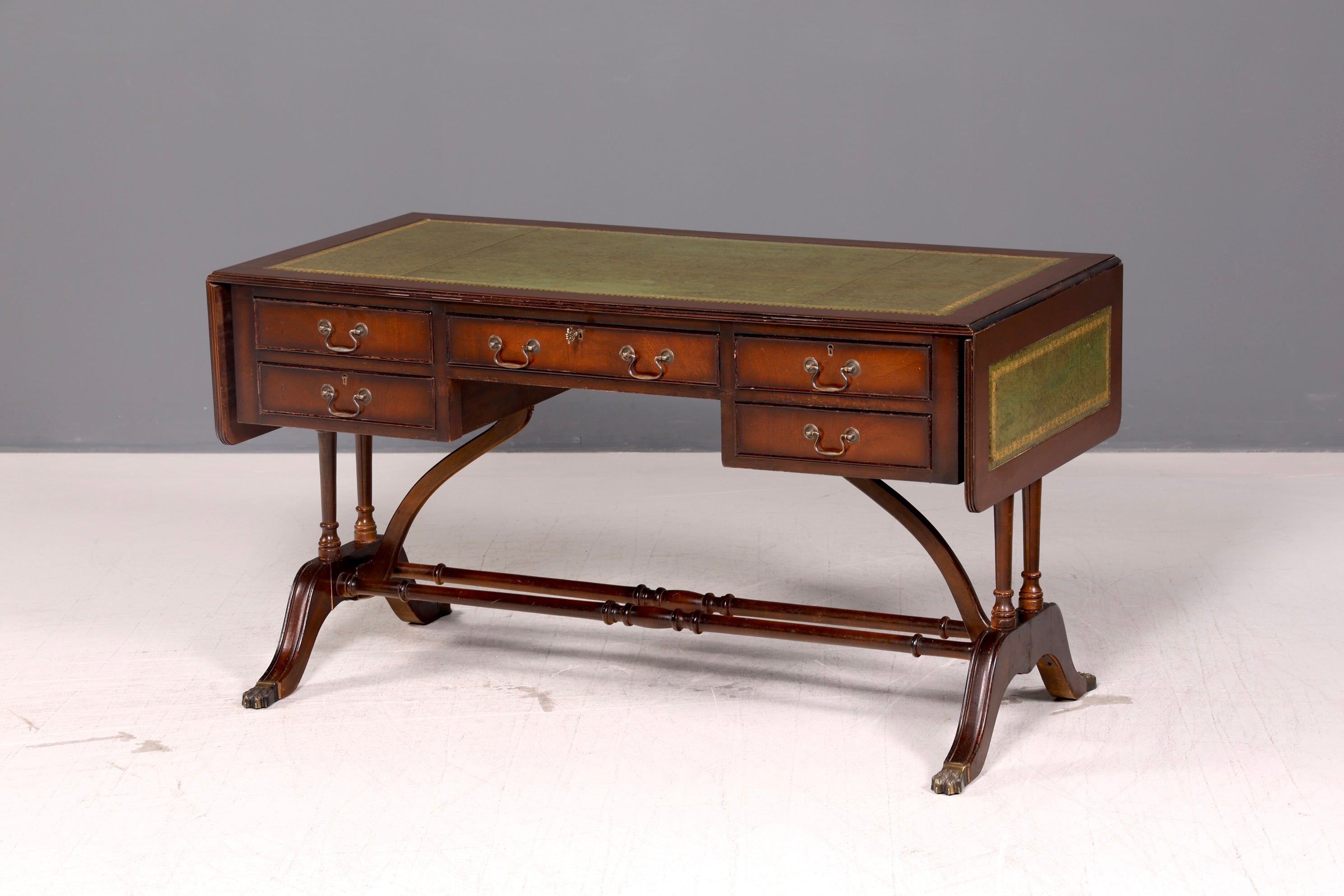 Magnifique bureau anglais Regency pliant avec dessus en cuir véritable, acajou, bureau des années 60