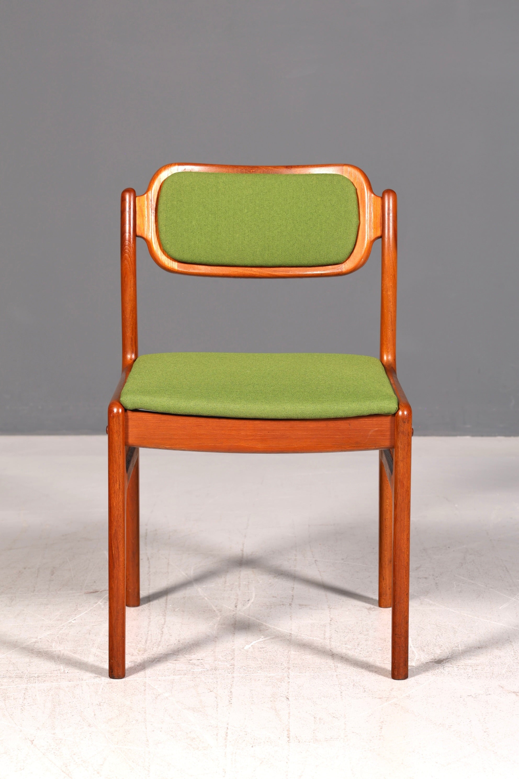 Edler Mid Century Stuhl der Marke Johannes Andersen für Uldum Teak Danish Design Sekretär Stuhl Esszimmerstuhl Küchenstuhl