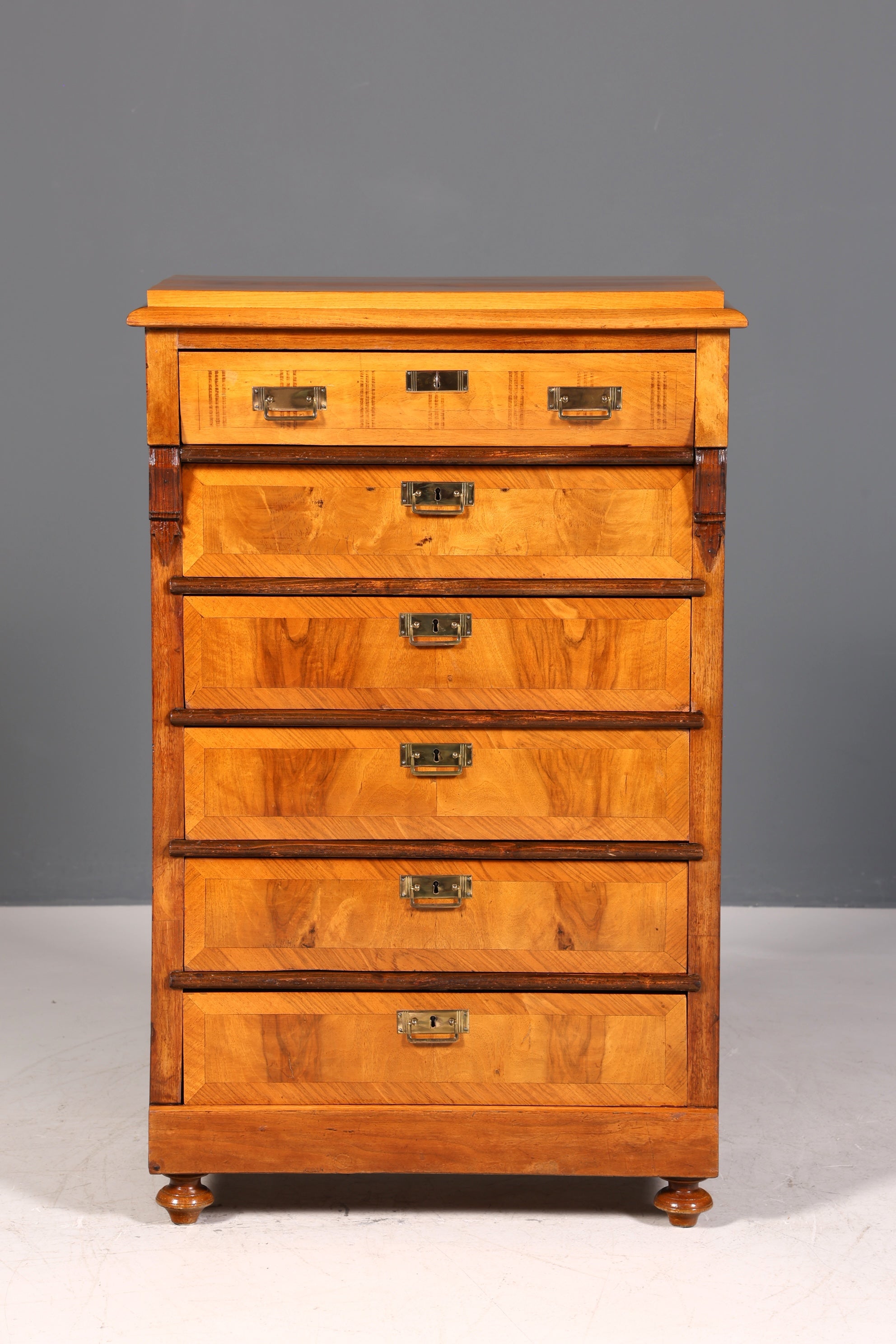 Belle commode Gründerzeit, vertiko Art Nouveau, commode antique, commode en lin