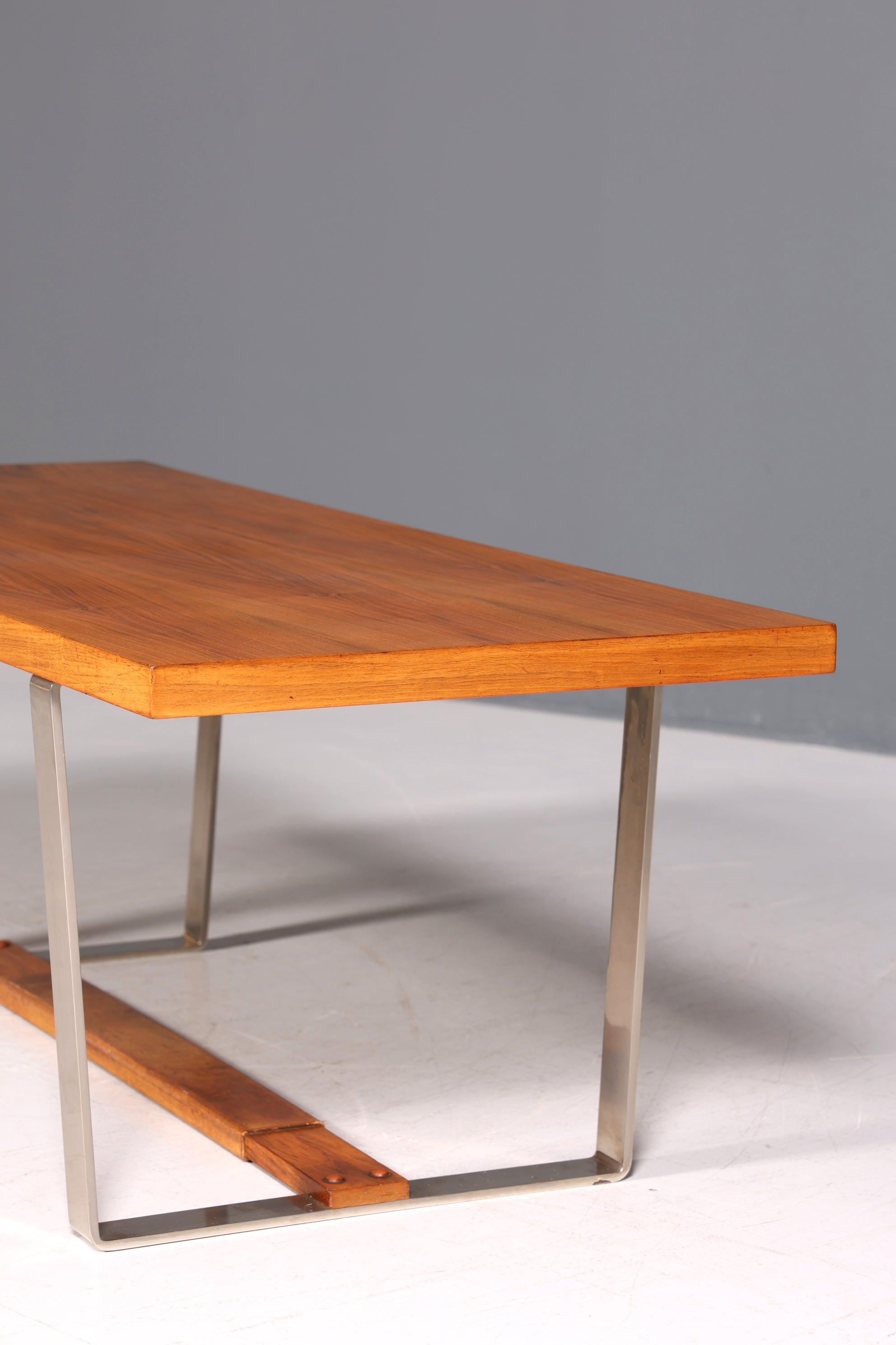 Magnifique table basse de style mid-century, table de salon en teck, table d&