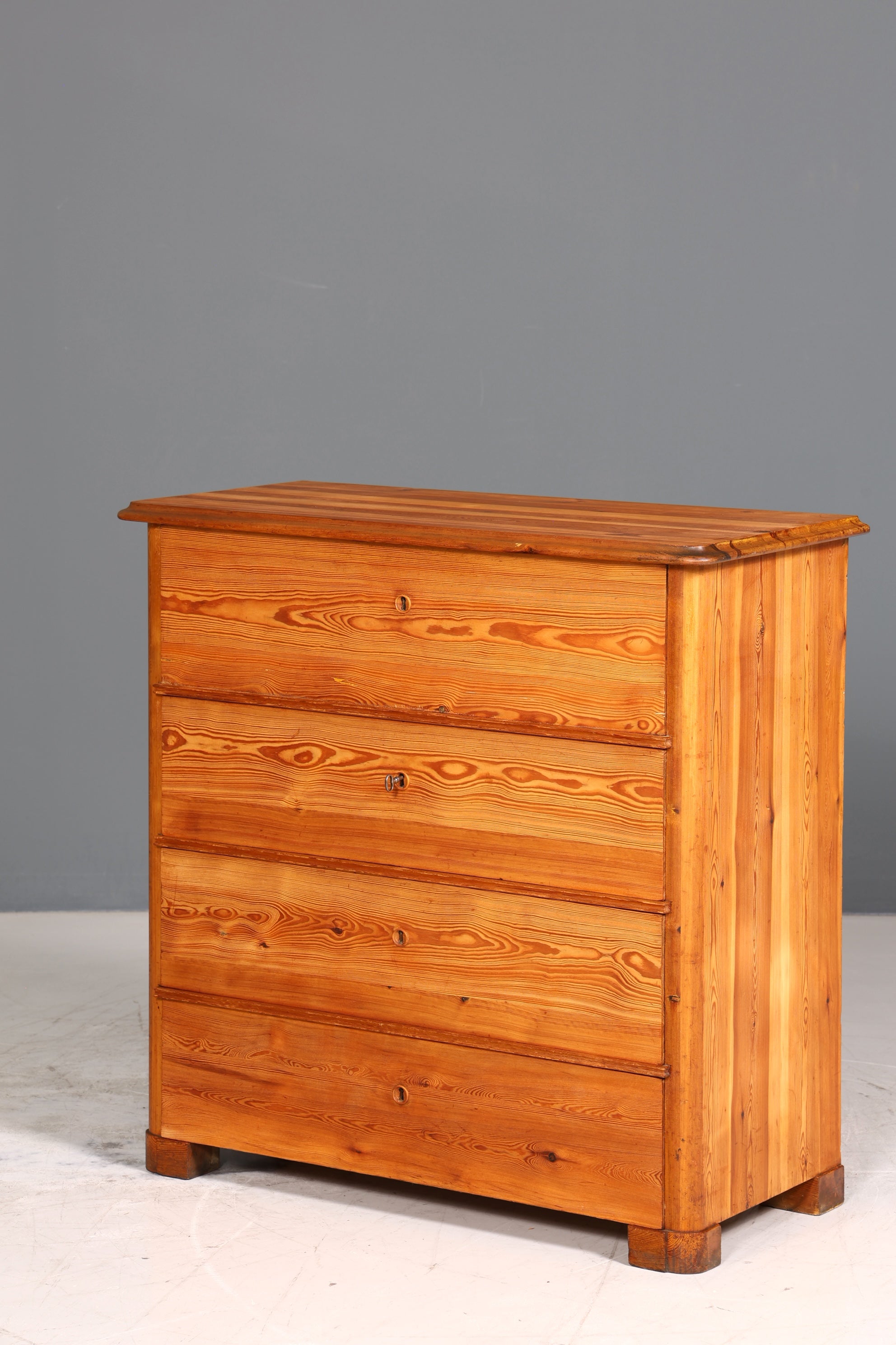 Stilvolle Biedermeier Kommode Antik Schrank Schubladenkommode Weichholz Wäschekommode