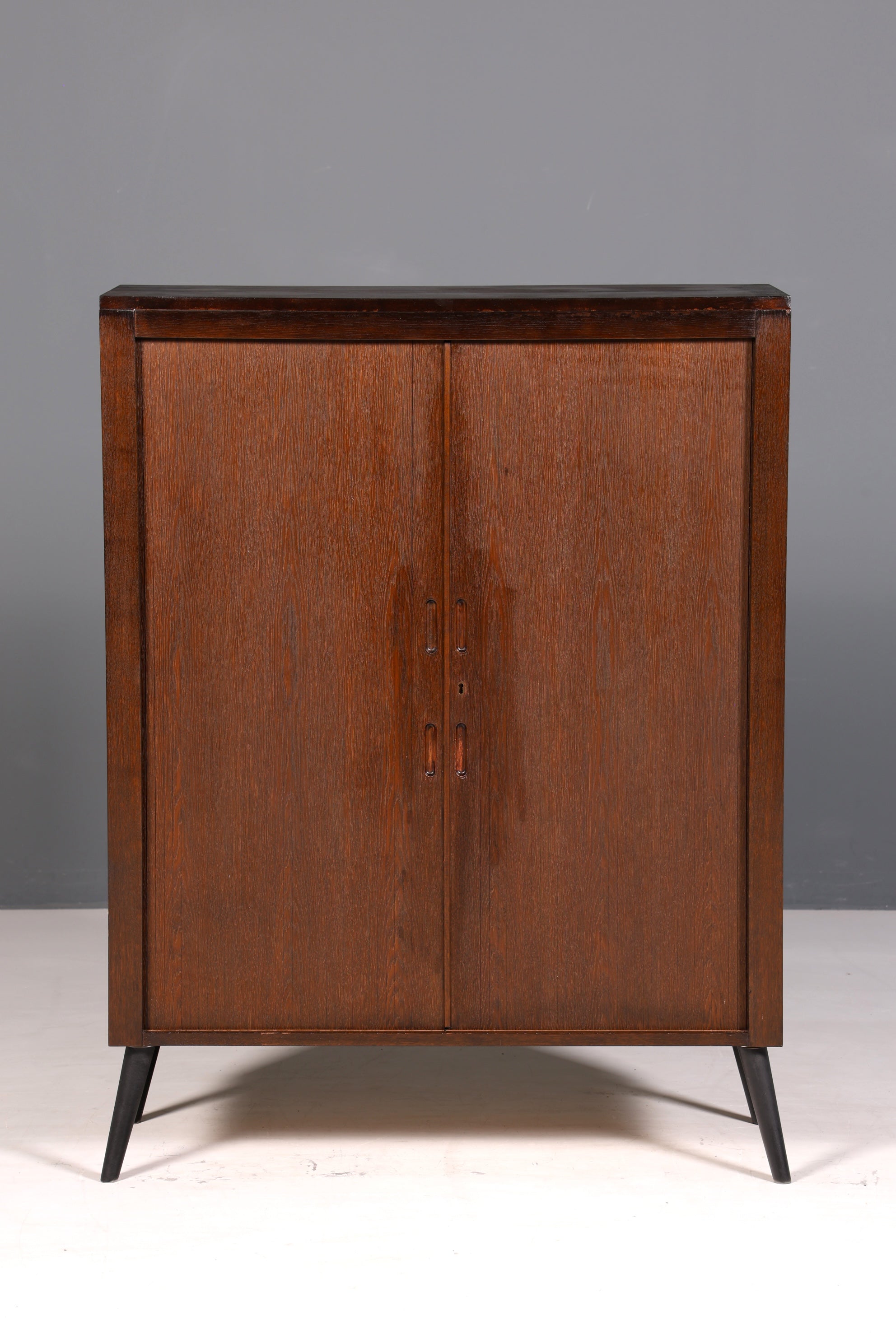 F706 Finition Magnifique meuble de style Mid-Century des années 1960, armoire à linge, classeur, commode (Copie)