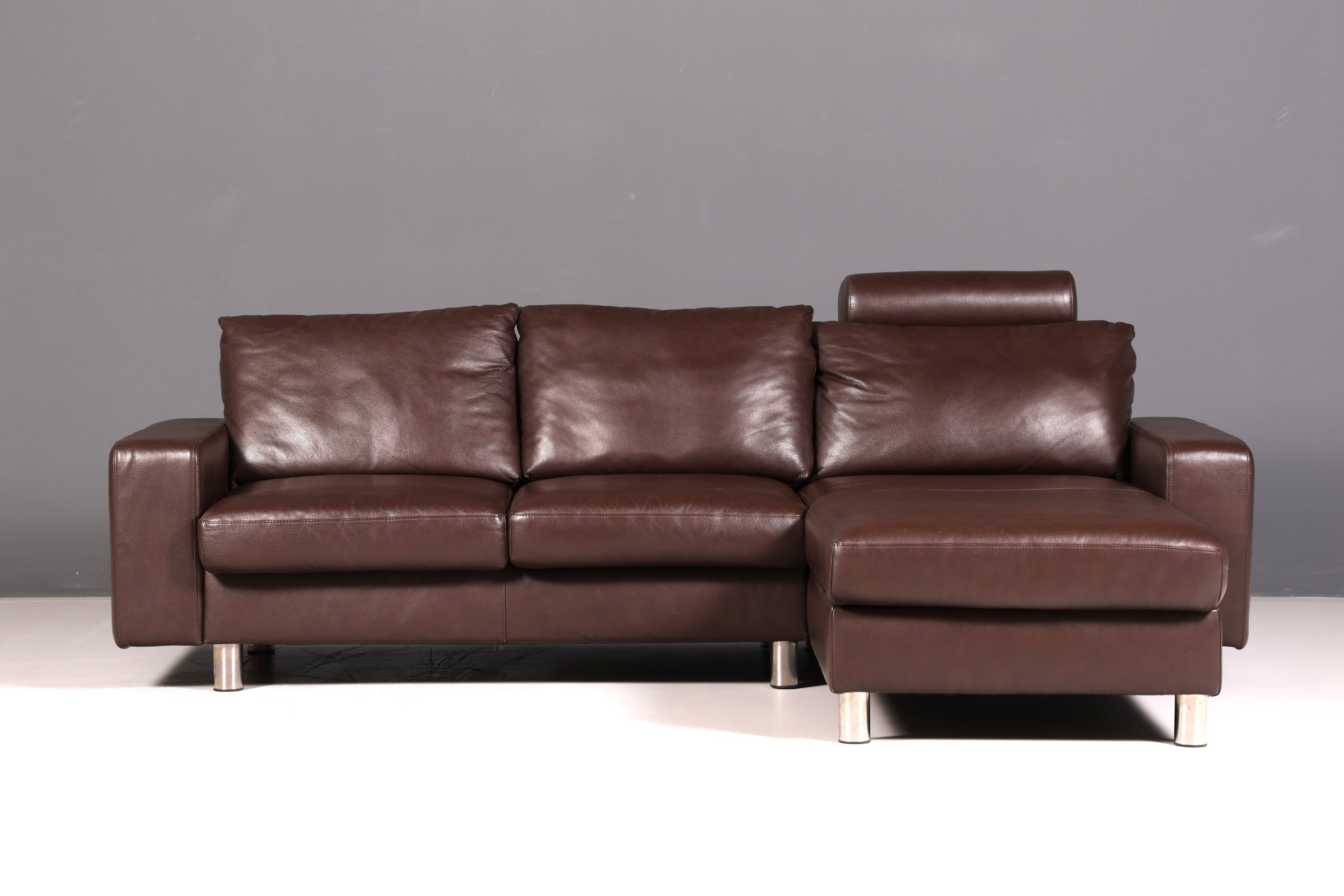 Wunderschönes Stressless E200 Ecksofa Echtleder Braun Sofa mit Récamière Hocker Ledersofa Couch Vintage