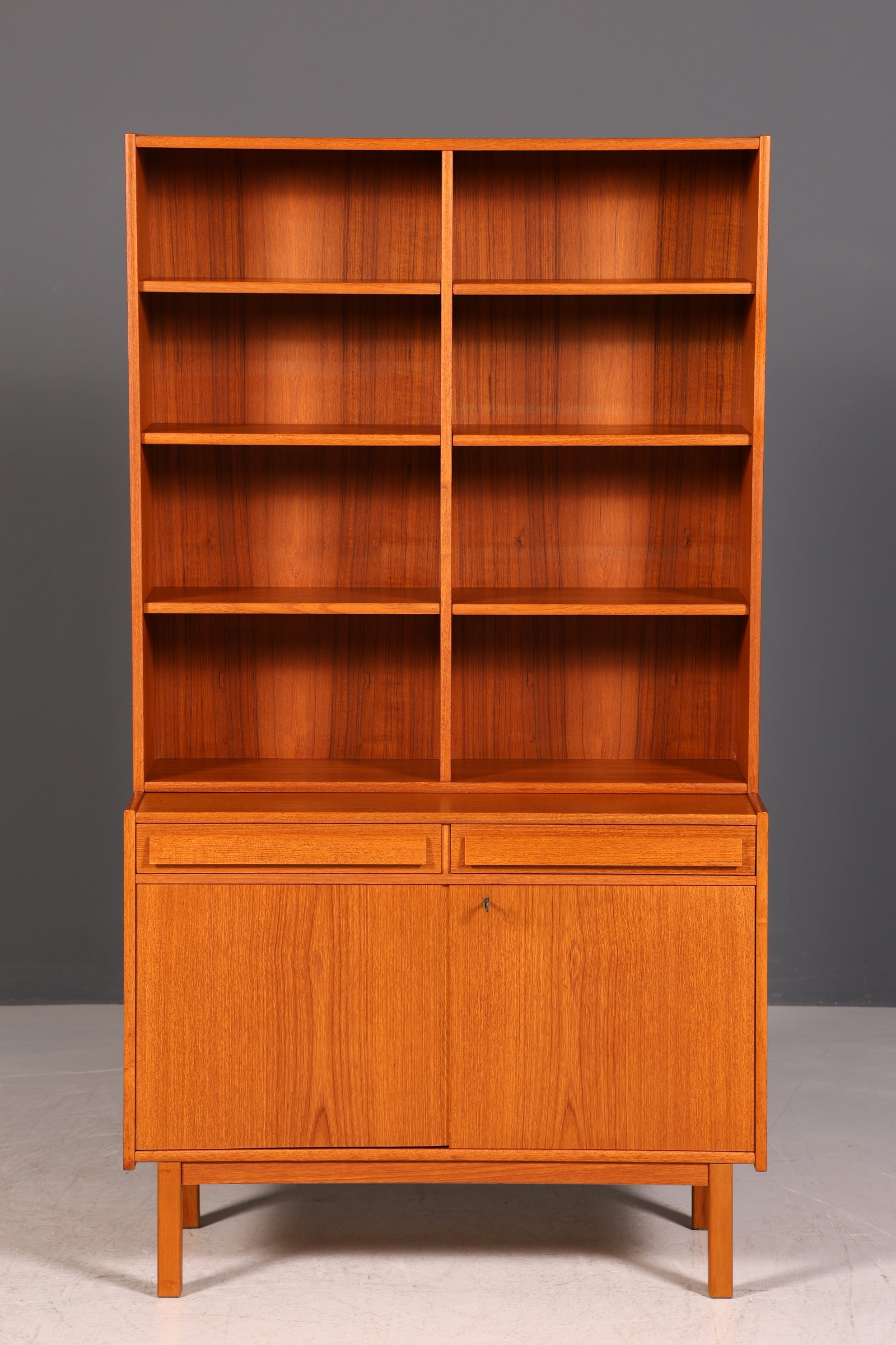 G061 Finish Traumhaftes Mid Century Regal echt Holz Schrank Danish Design Retro Kommode Vintage Bücherregal 60er Jahre