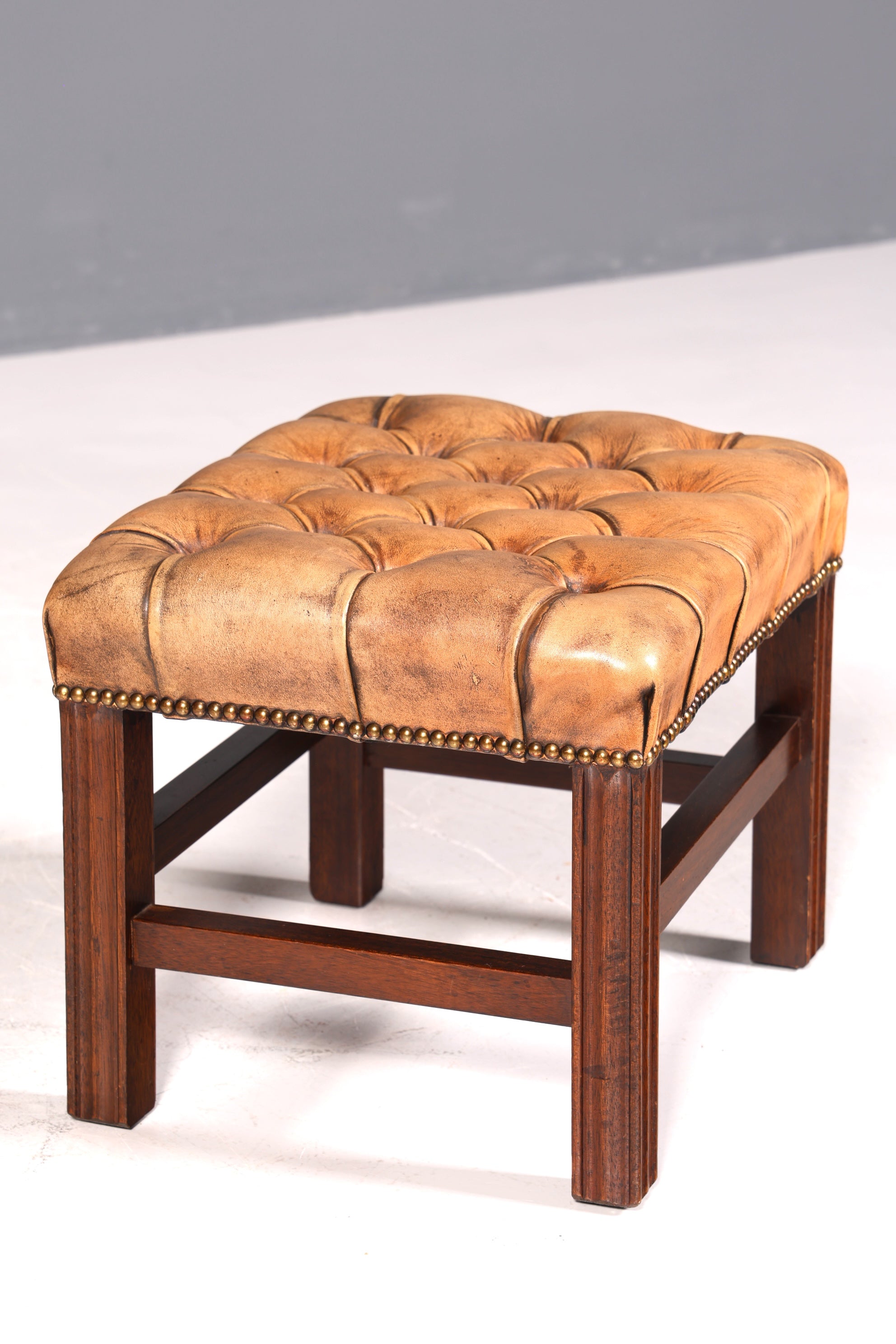Tabouret Chesterfield d&