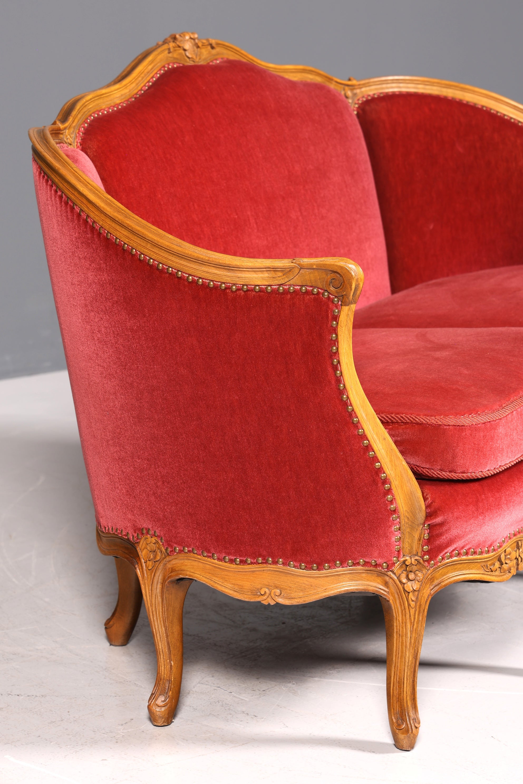 Magnifique canapé Chippendale, canapé de style baroque, tissu velours, méridienne 3 places