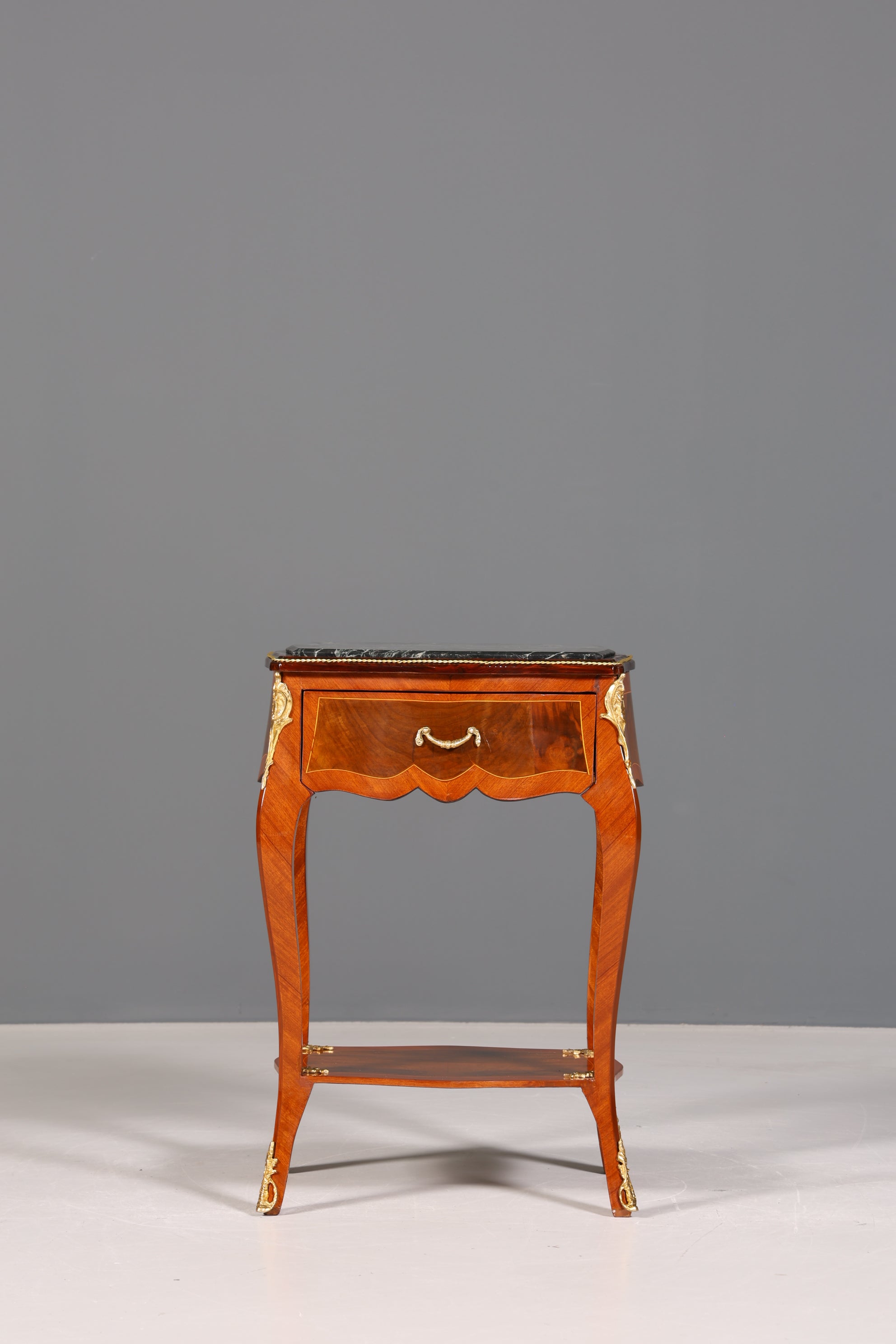 Wunderschöner Louis XV Beistelltisch Barock Stil Ablagetisch Marmor Kommode Telefontisch