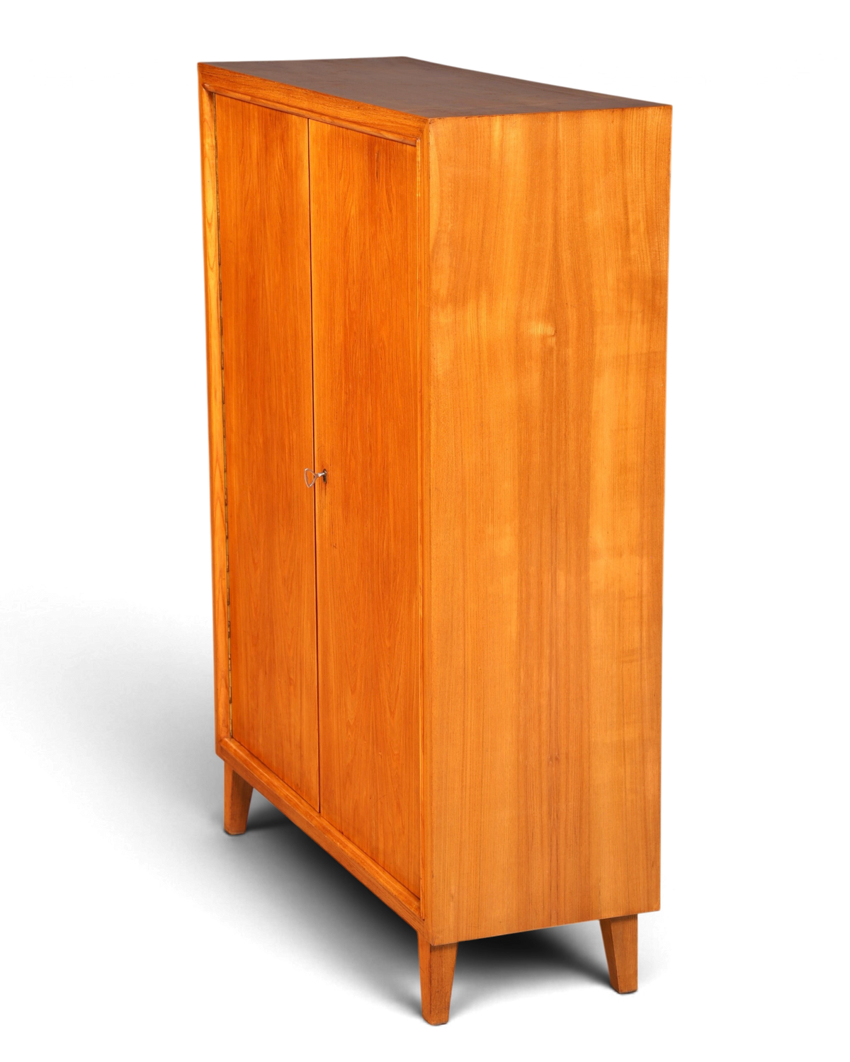 Hauptstadt Möblerei Kleiderschrank aus hellem Holz mit zwei Türen im Mid-Century-Design auf konischen Beinen
