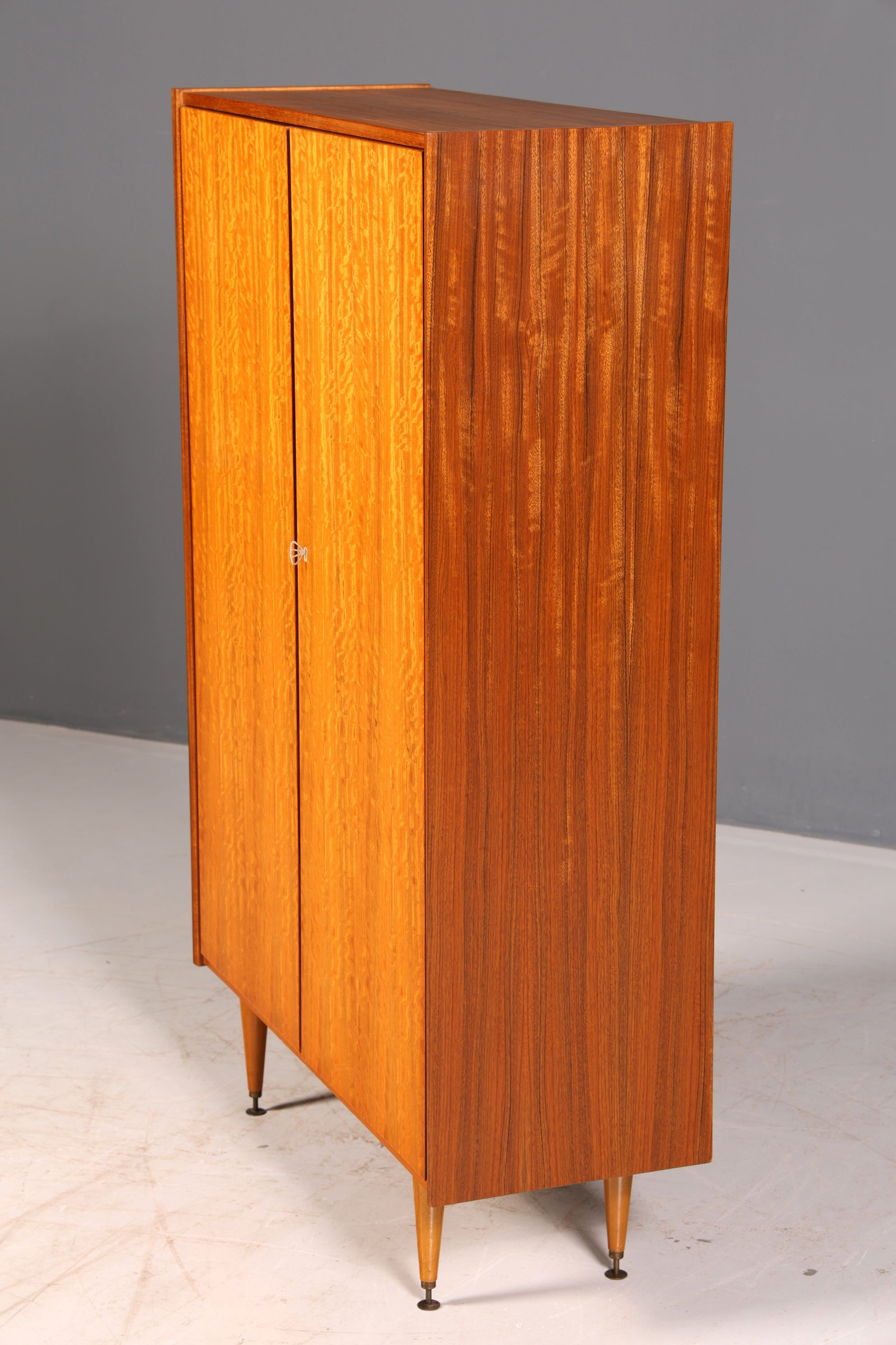 Traumhafter Mid Century Kleiderschrank Vintage Schrank Retro Wäscheschrank 60er Echt Holz