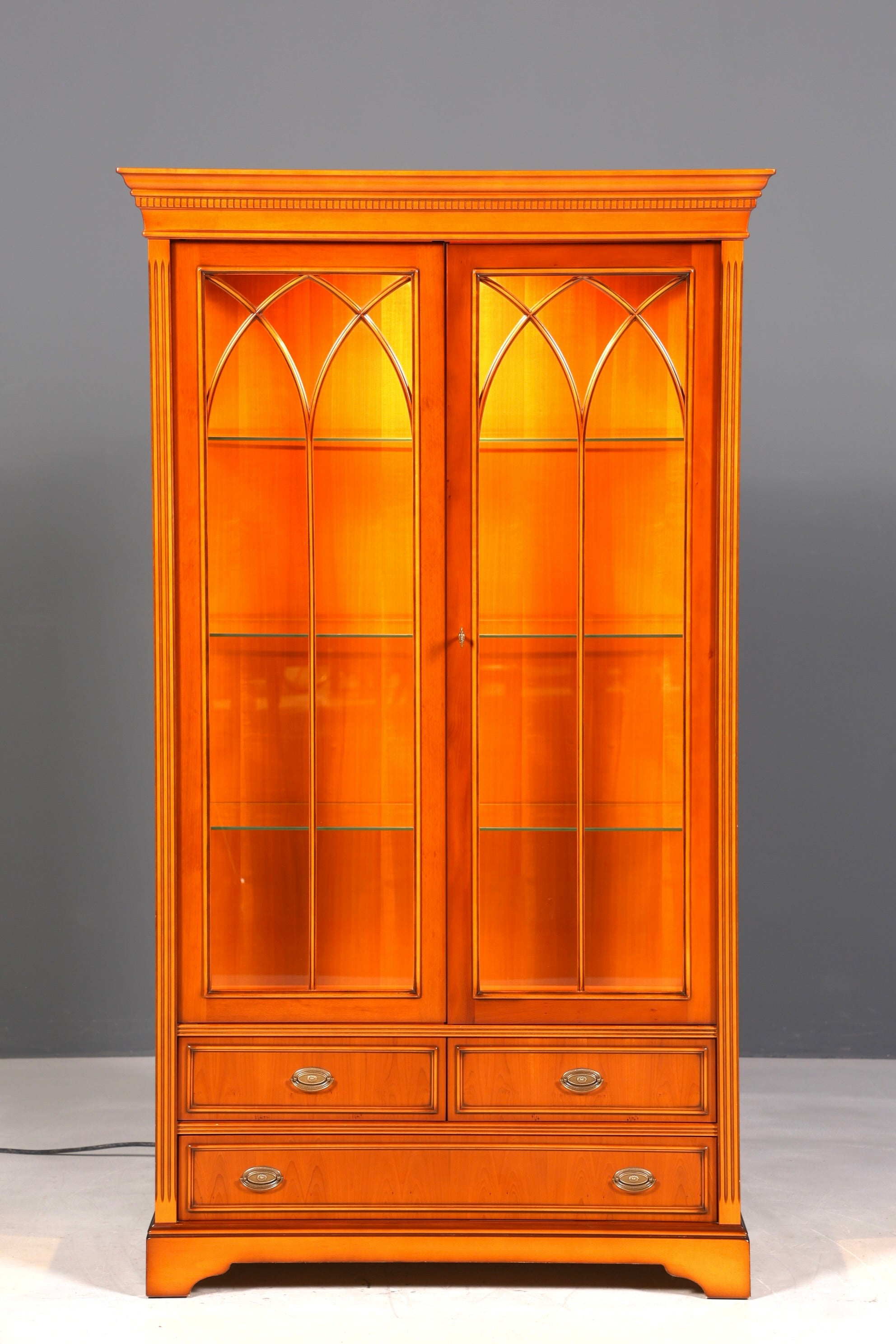 Magnifique vitrine en bois d&