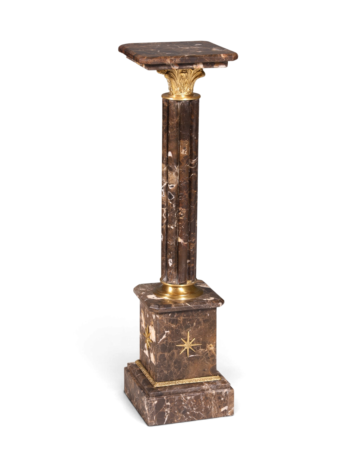Hauptstadt Möblerei Louis XV tarzı el yapımı kahverengi mermer sütun, altın rengi metal detaylı dekoratif kaide.