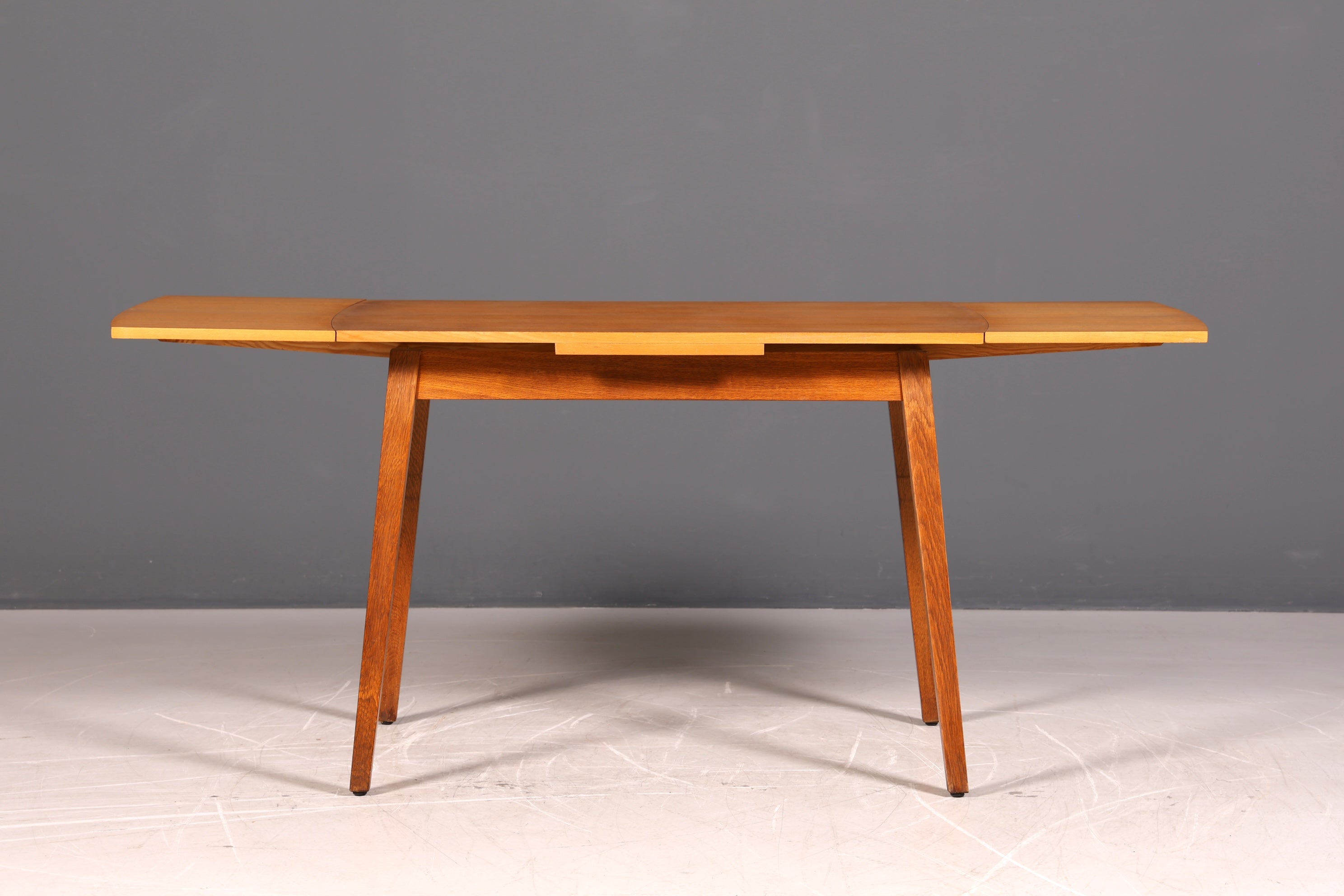 Schlichter Mid Century Esstisch ausziehbarer Vintage Tisch Retro Küchentisch