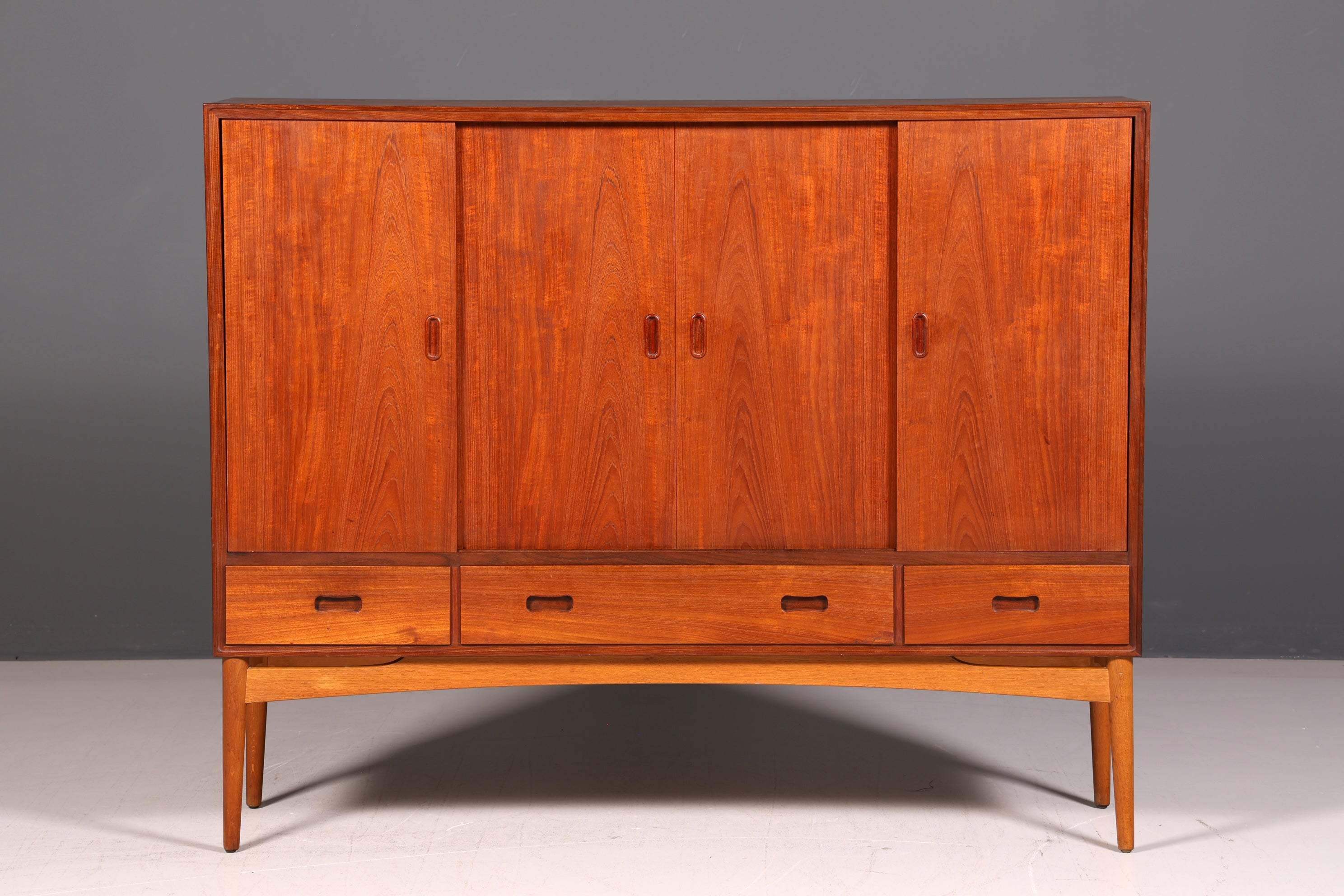 Wunderschönes Mid Century Highboard Vintage Schrank Retro Sideboard Danish Design Teak Holz Kommode