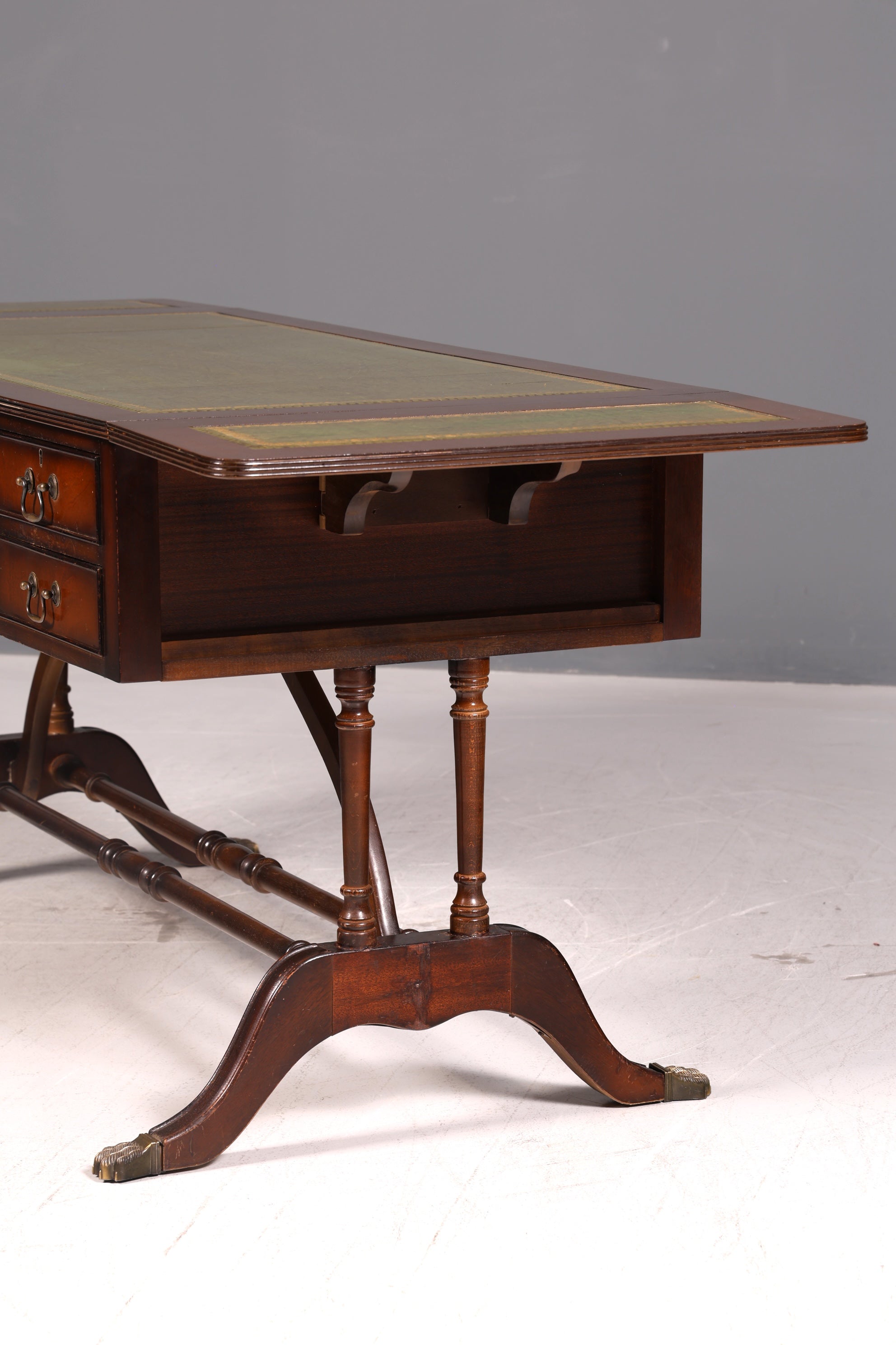 Magnifique bureau anglais Regency pliant avec dessus en cuir véritable, acajou, bureau des années 60