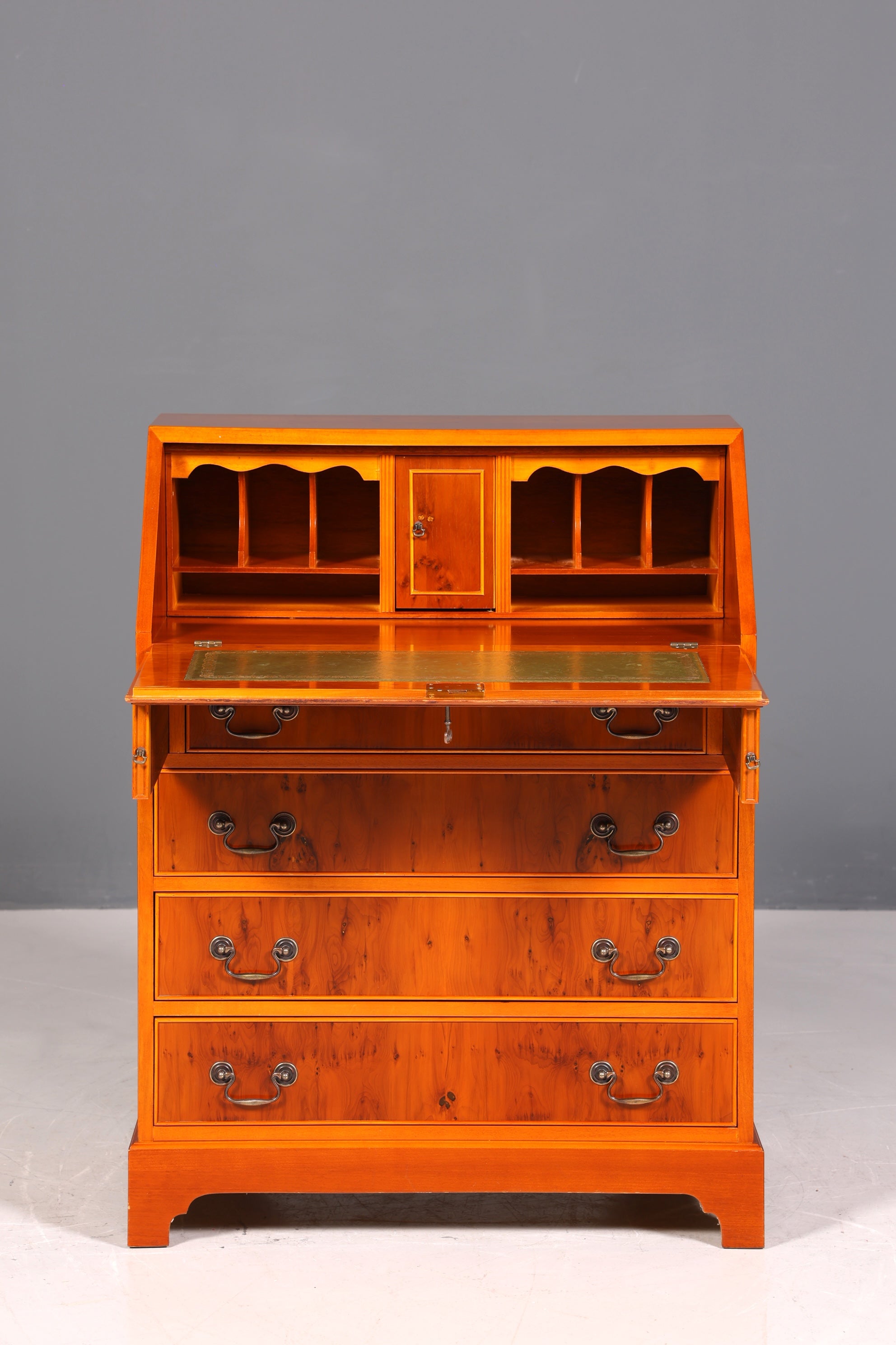 Magnifique secrétaire anglais, en bois d&