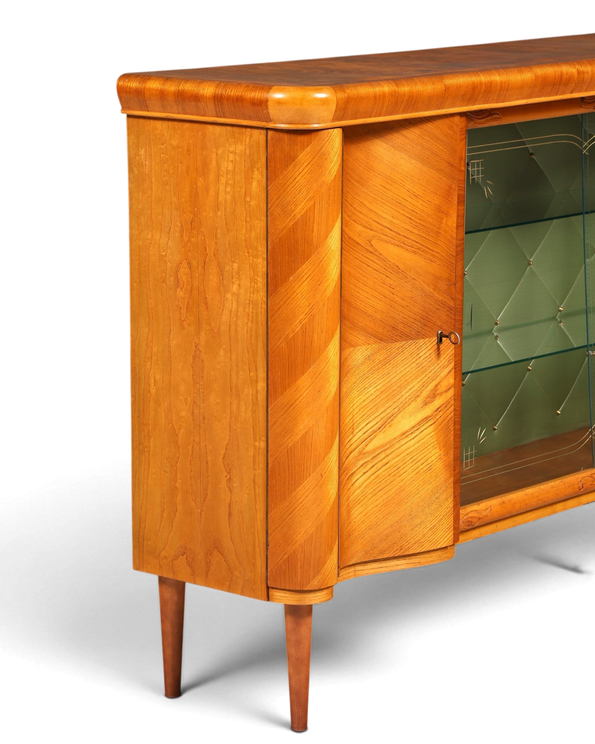 Hauptstadt Möblerei Anrichte aus hellem Holz mit abgerundeten Kanten und verzierten Glastüren im Vintage-Stil