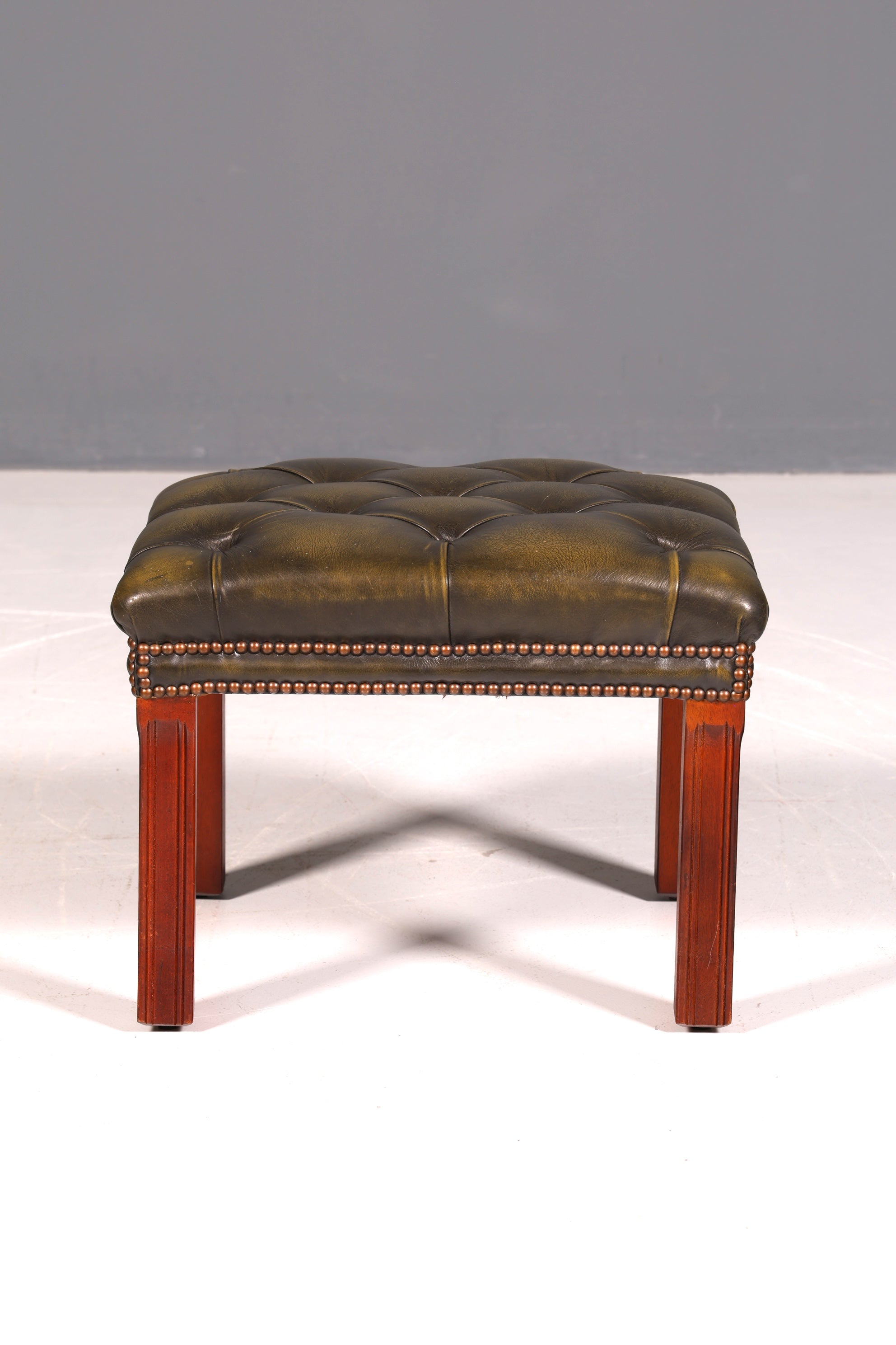 Originaler Chesterfield Hocker Echt Leder Grün Englischer Fußhocker UK