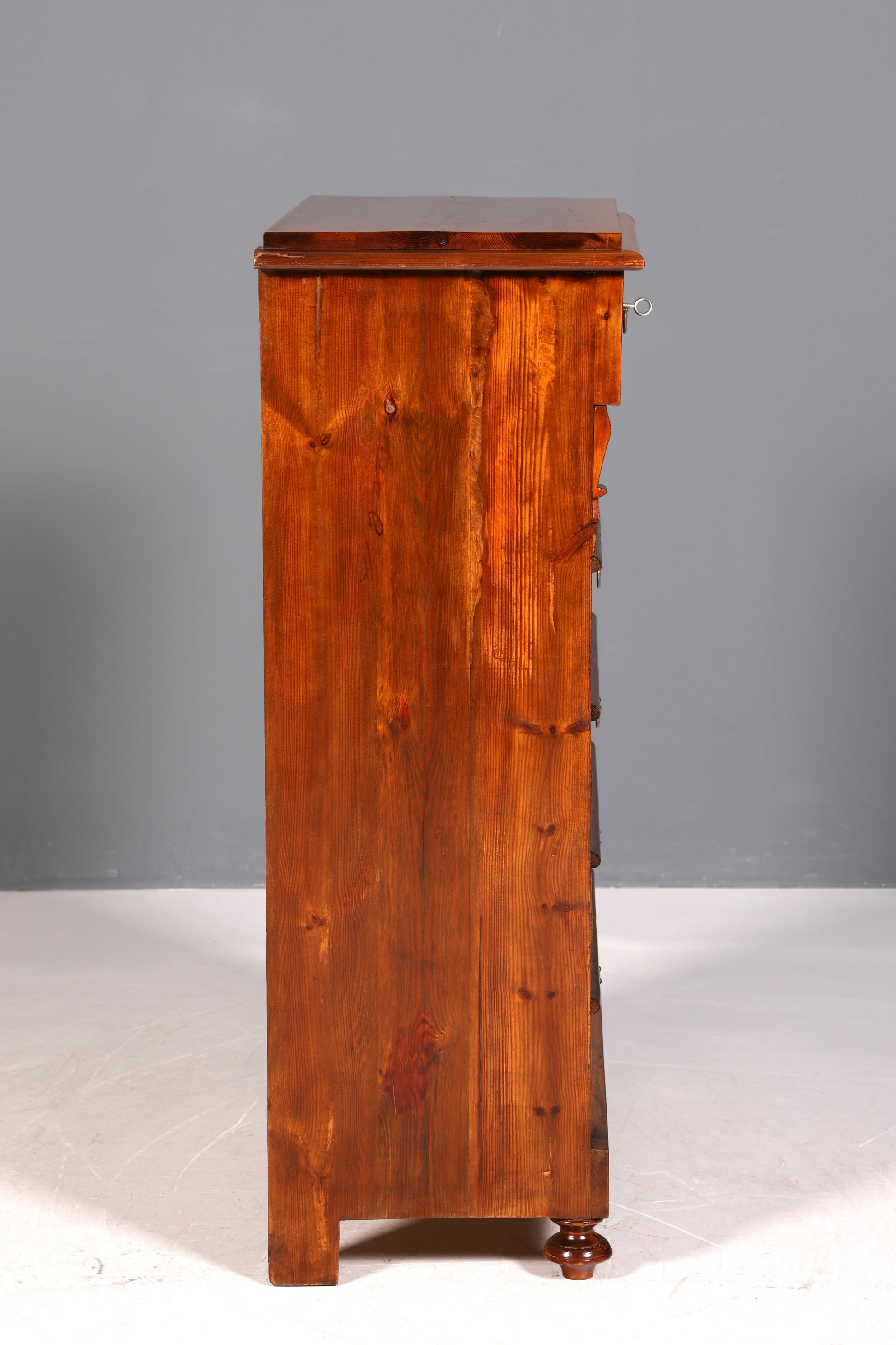 Commode élégante Gründerzeit vers 1890, vertiko Art Nouveau, chiffonnier antique, commode en lin