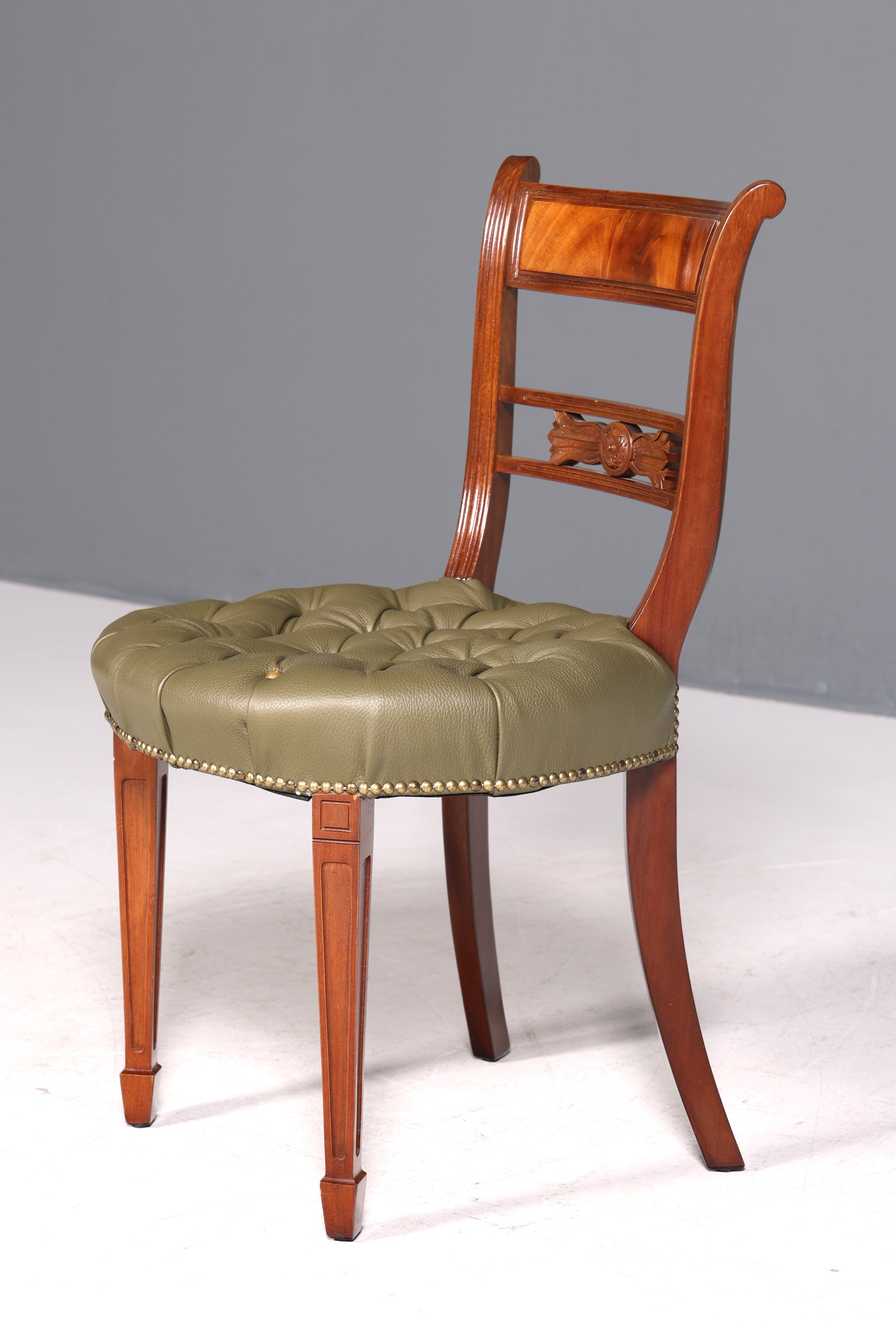 Magnifique fauteuil Chesterfield, chaise secrétaire Anno Dom, chaise de cuisine anglaise en cuir véritable, 2 sur 4