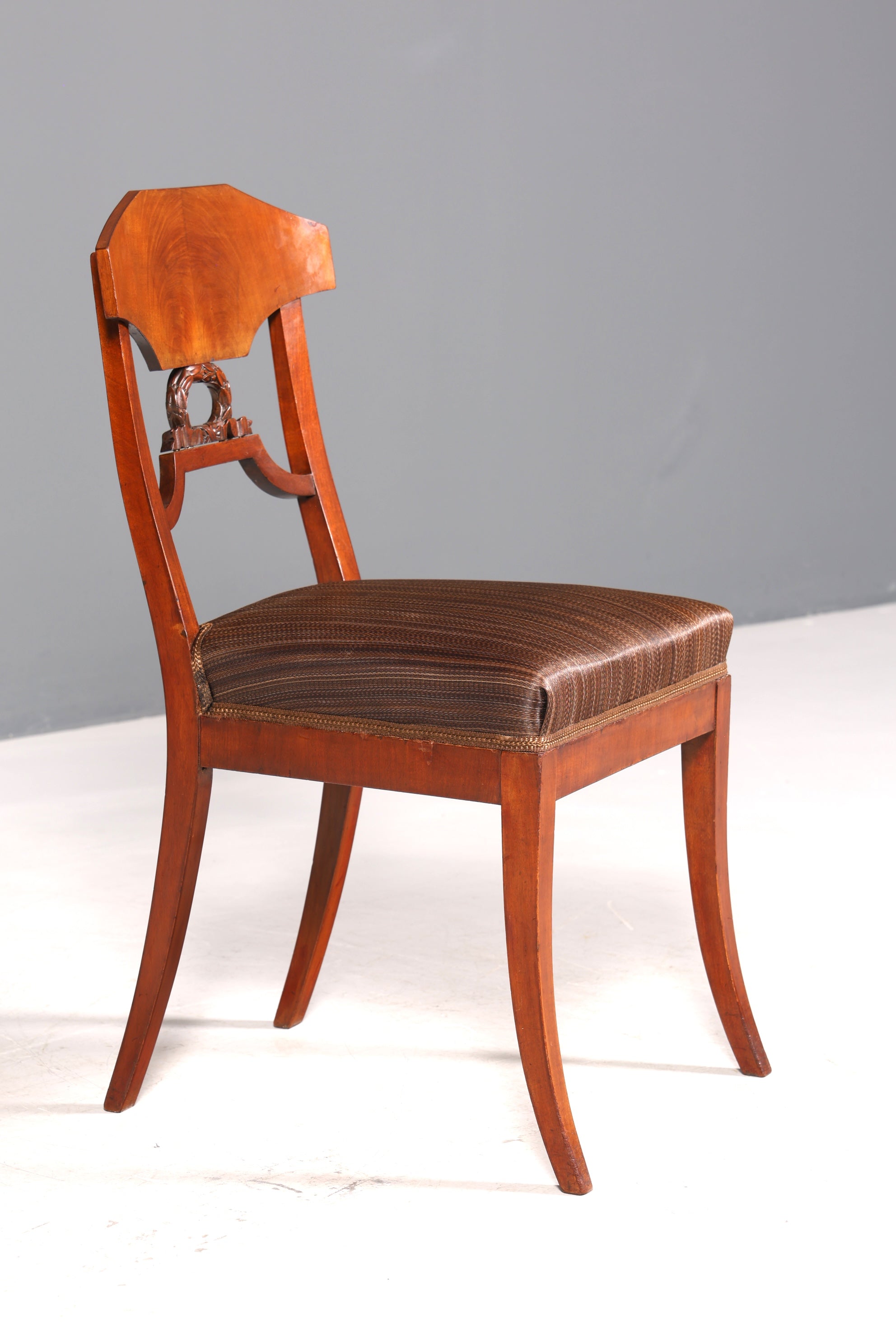 Chaise Biedermeier onirique, chaise de cuisine ancienne, chaise secrétaire en bois véritable, chaise de salle à manger, 1 sur 2