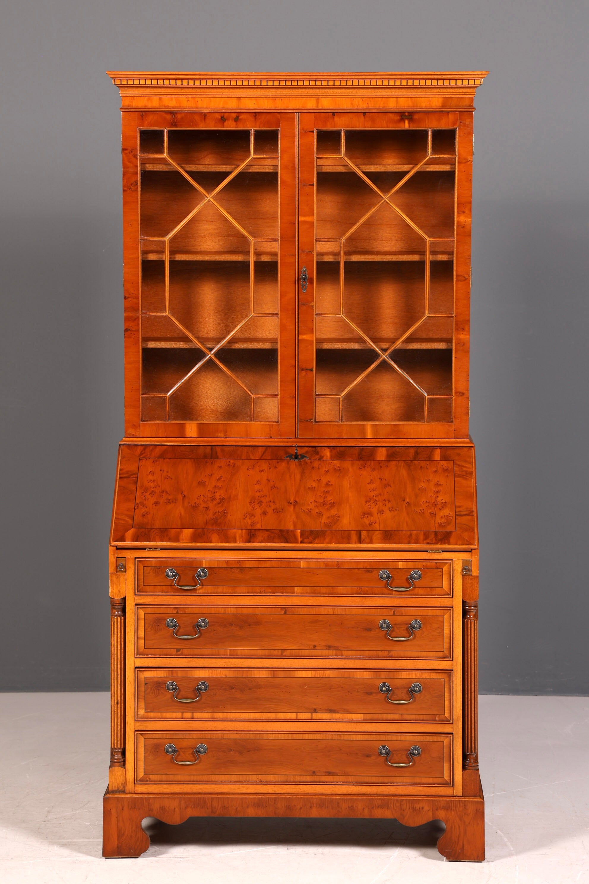 G390 Finish Stilvoller Englischer Sekretär Büro Aufsatzsekretär Eibe Antik Stil Vitrinen Schrank UK (Kopie)