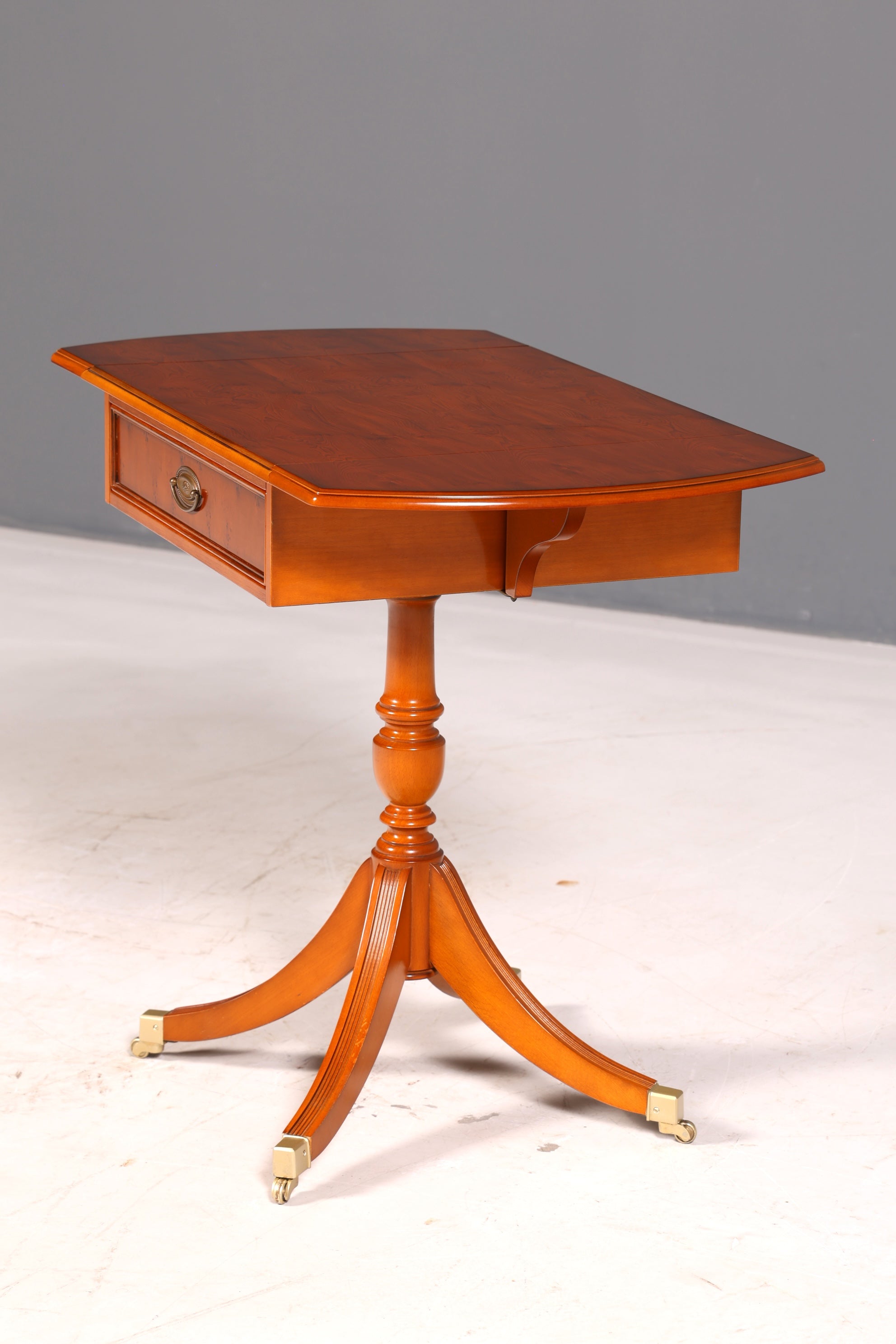 Traumhafter Original Heldense Beistelltisch Eibe Holz Klapptisch Ablagetisch Kommode Telefontisch