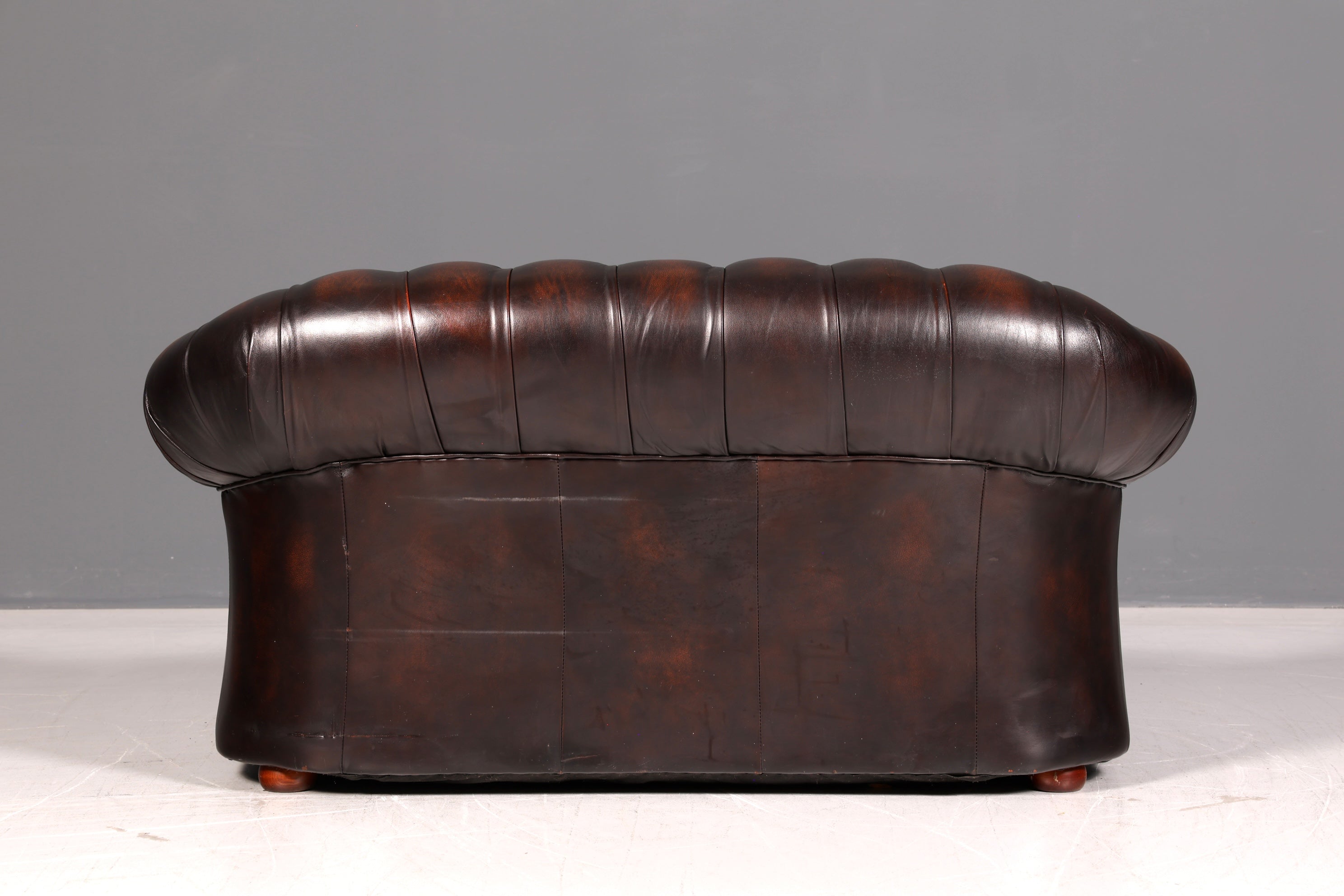 Wunderschöne Original Chesterfield Centurion 2-Sitzer Couch Echt Leder Sofa Englisch UK Antik Vintage